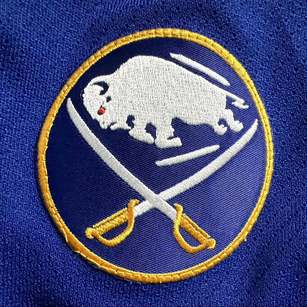 CCM NHL Jersey 1996 Buffalo Sabres Throwback Brad May Autograph Sz. L Vintage
