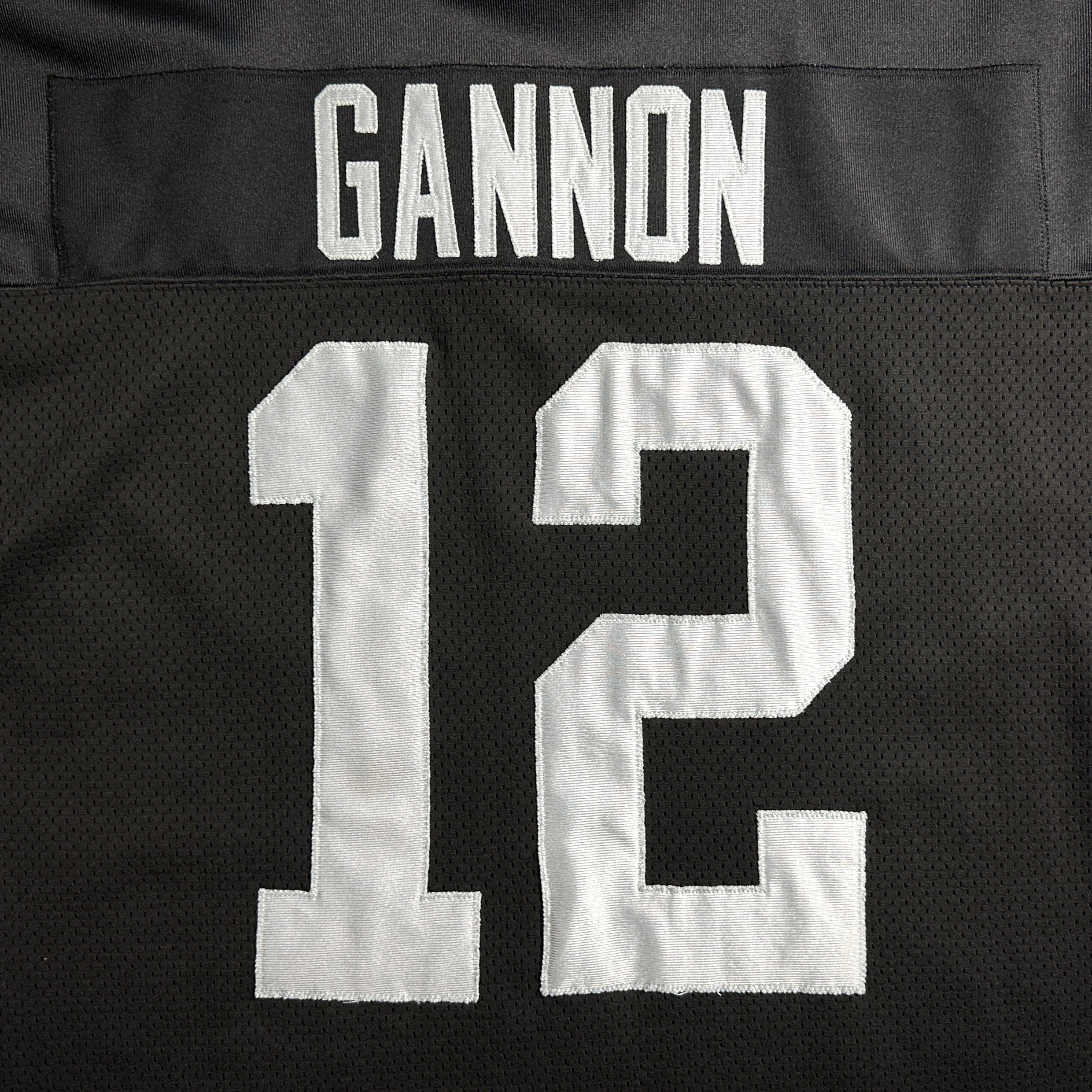 2001 Reebok NFL Authentic Jersey Oakland Raiders Rich Gannon Sz. 50 Vintage Helmet Tag