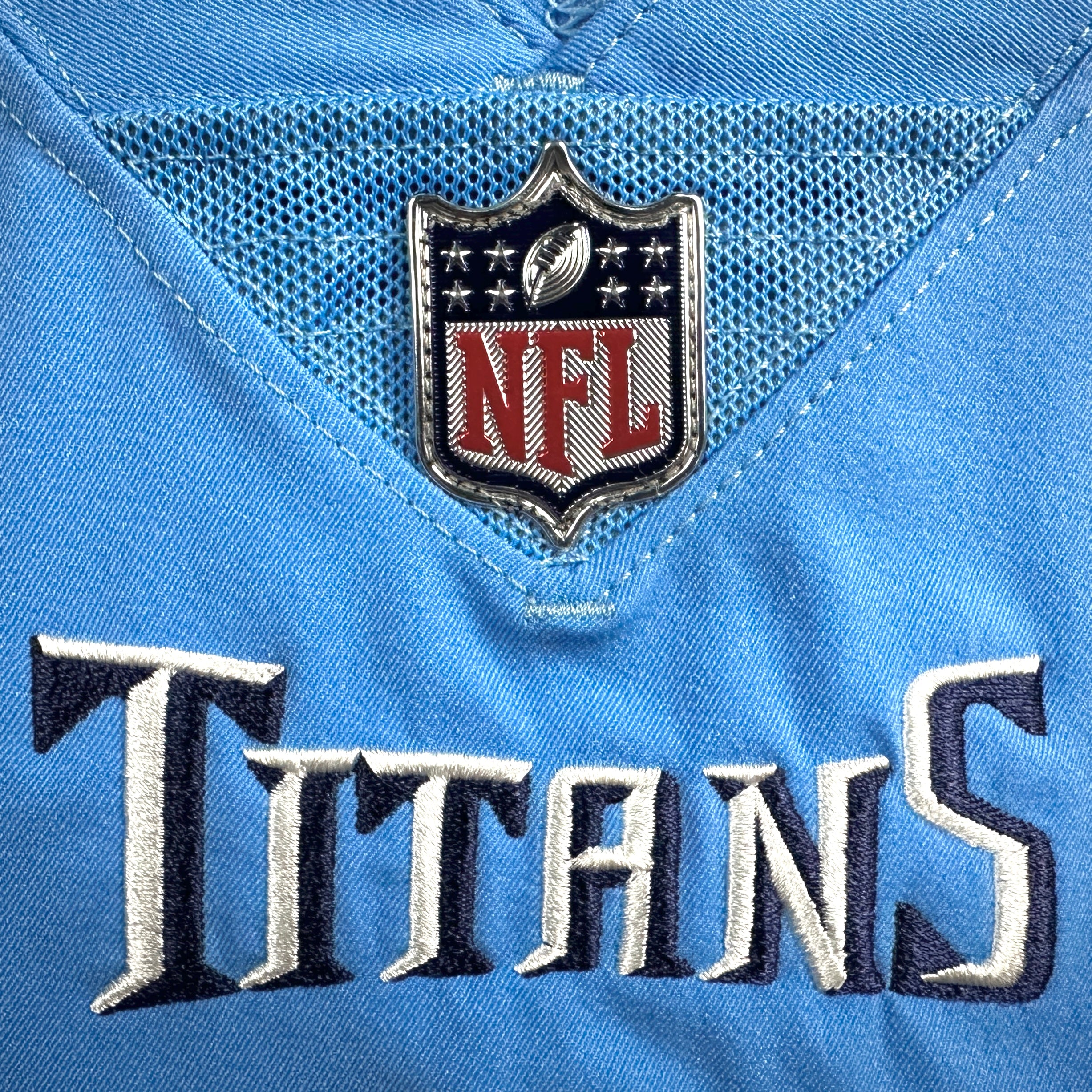 2022 Nike NFL Team-Issued Jersey Tennessee Titans Derrick Henry Autograph Beckett