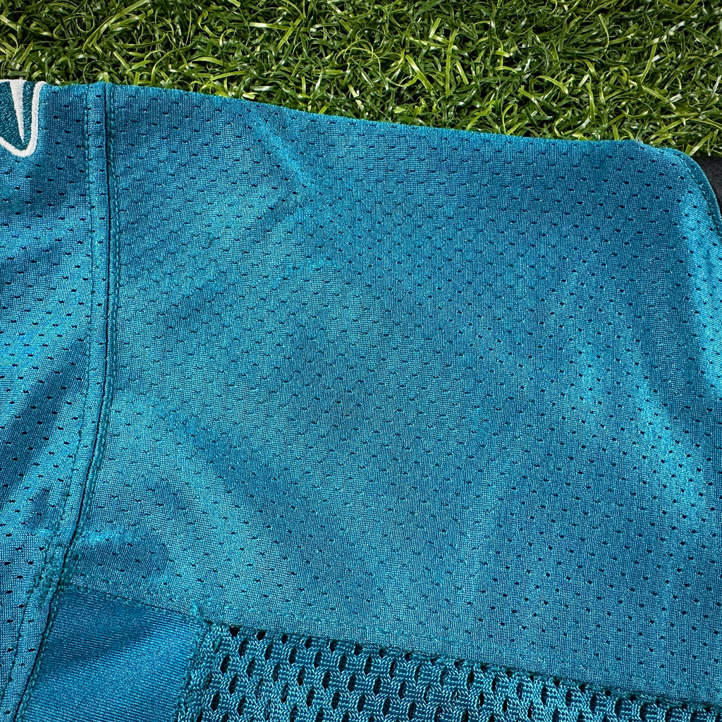 2006 Reebok NFL Game-Used Practice Jersey Jacksonville Jaguars Fred Taylor Sz. 46 Hit Marks