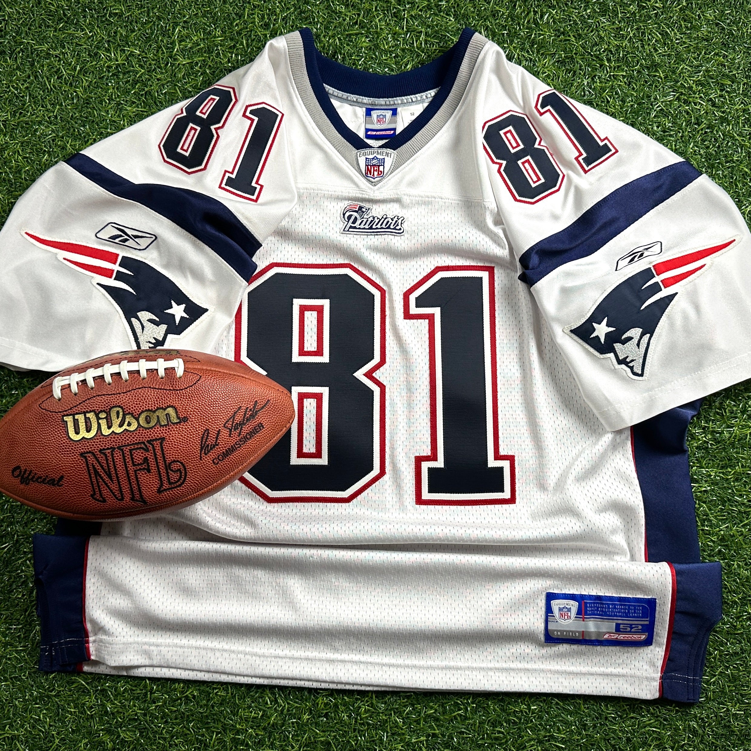 2007 Reebok NFL Authentic Jersey New England Patriots Randy Moss White Away Sz. 52
