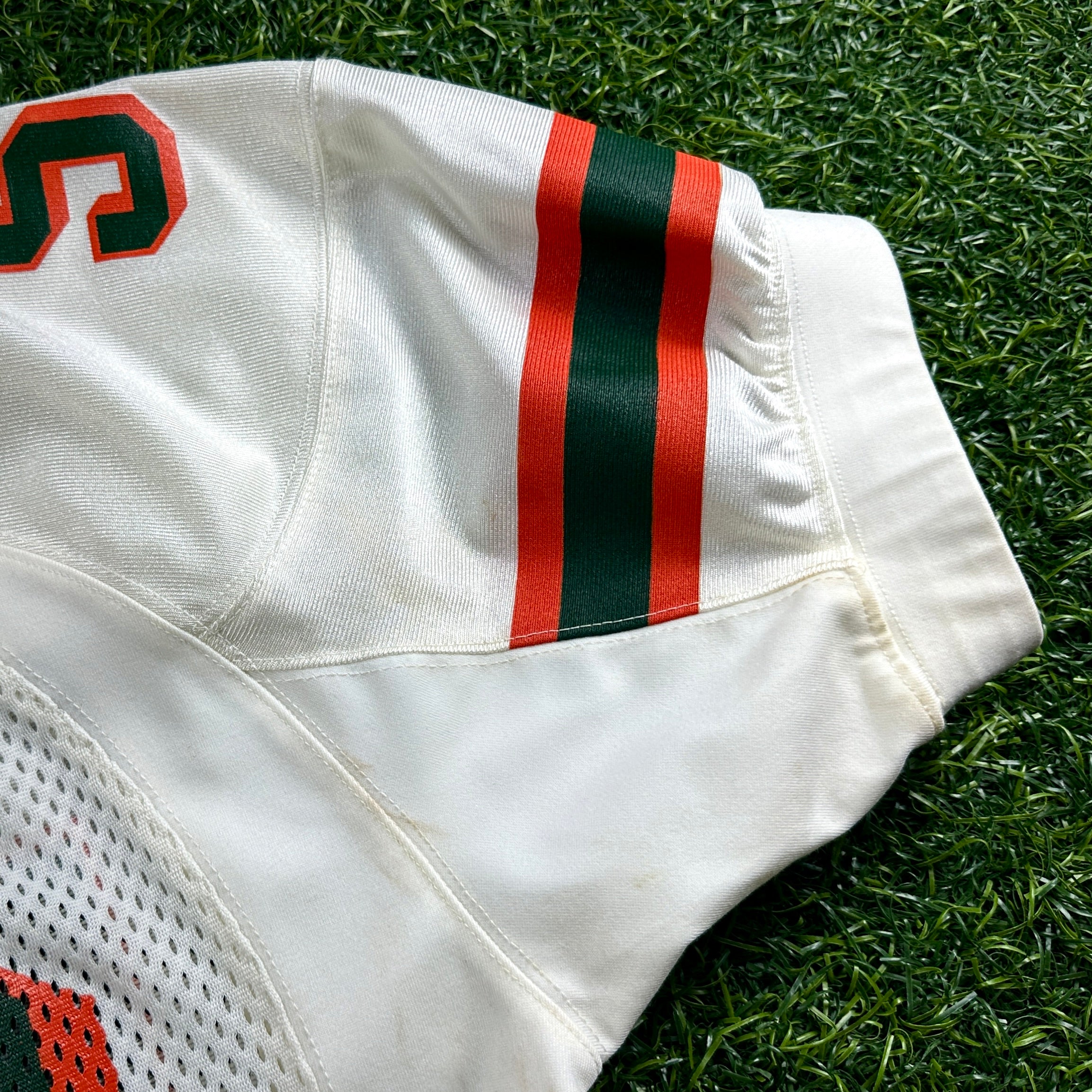 2000 Nike NCAA Game-Used Gator Bowl Jersey Miami Hurricanes Jarrell Weaver Sz. 48 Set 1