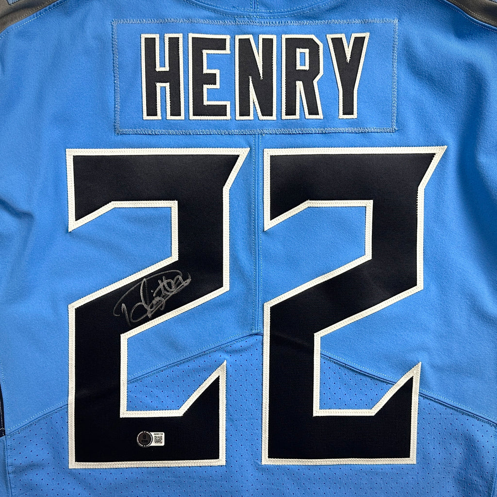 2022 Nike NFL Team-Issued Jersey Tennessee Titans Derrick Henry Autograph Beckett
