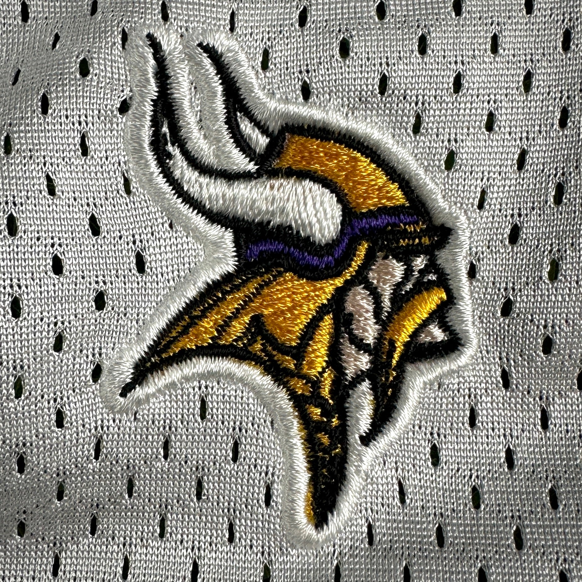 2007 Reebok NFL Team Issued Jersey Minnesota Vikings Joe Anoa’i Roman Reigns WWE Sz. 52