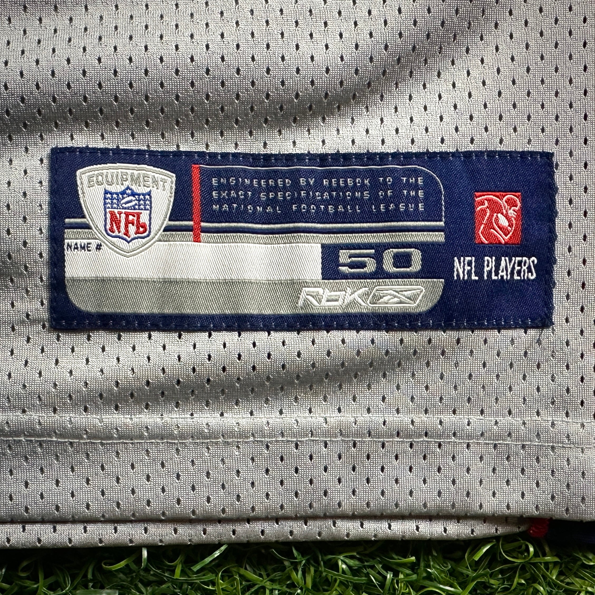2007 Reebok NFL Authentic Jersey New England Patriots Tom Brady Sz. 50 Silver Alternate