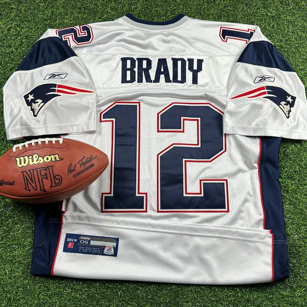 2011 Reebok NFL Authentic White Jersey New England Patriots Tom Brady Sz. 50