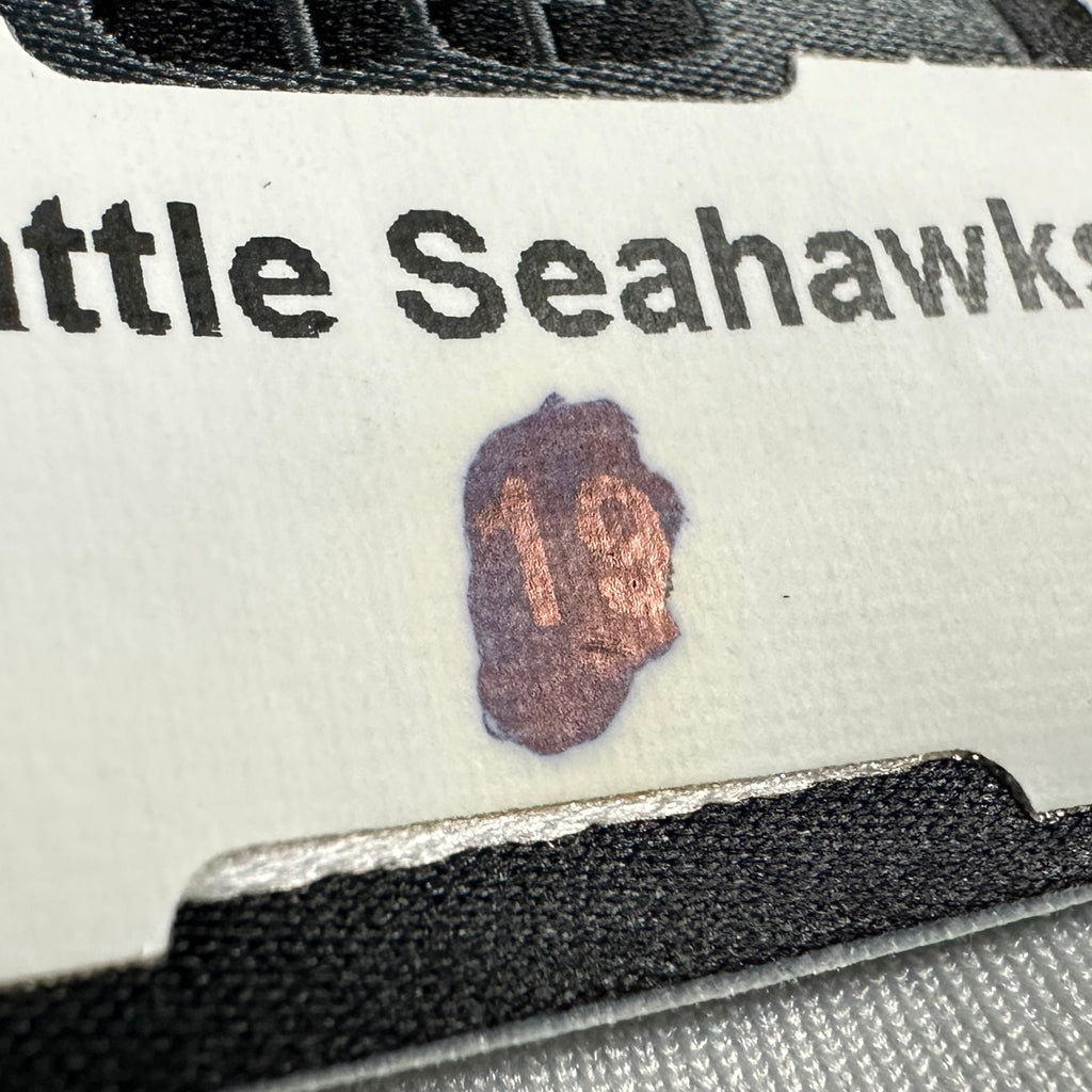 2013 Nike NFL Game Used Pants Seattle Seahawks Bryan Walters #19 Sz. 30 Socks