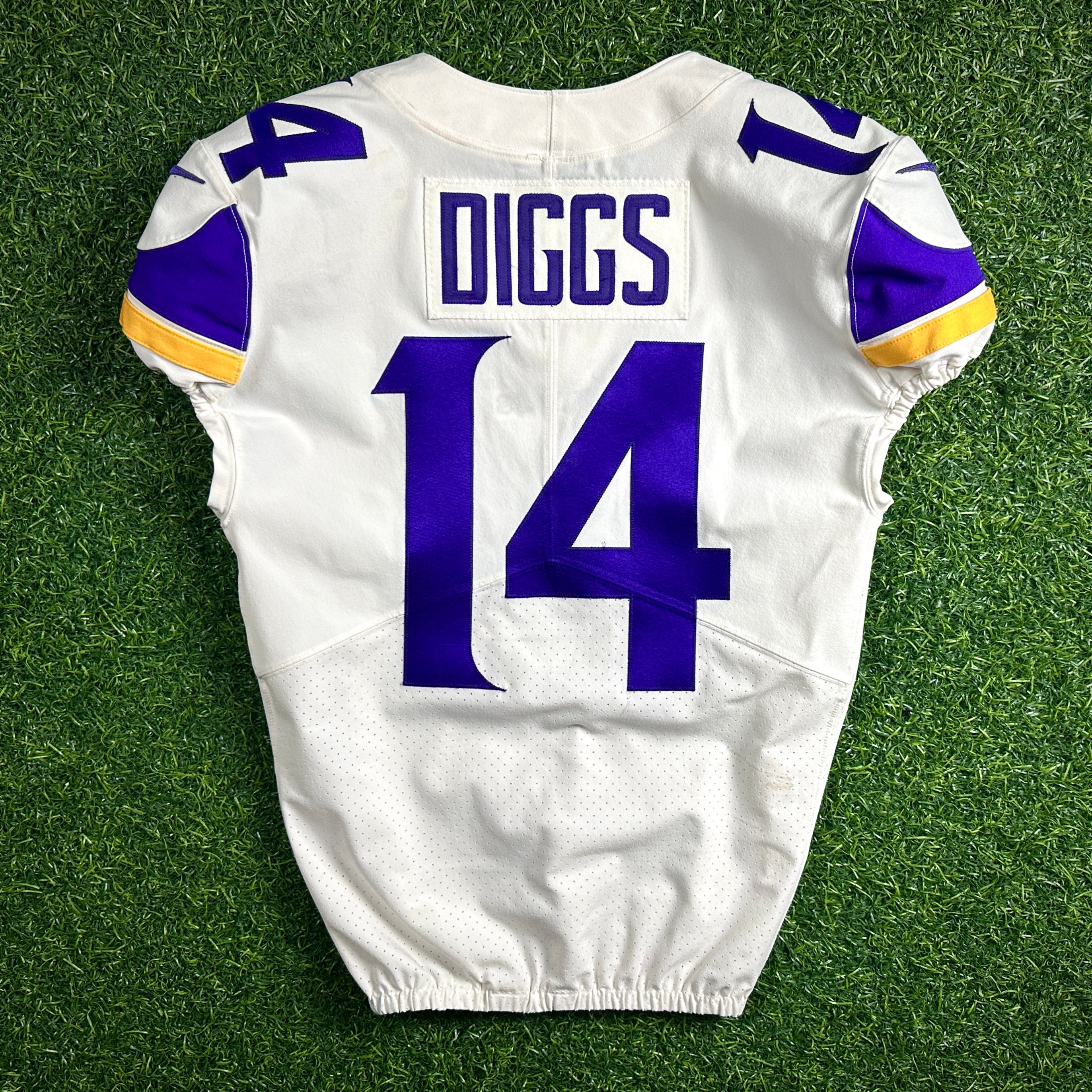 2017 Nike NFL Game Used Worn Away Jersey Minnesota Vikings Sz. 40 L-BK Patriots