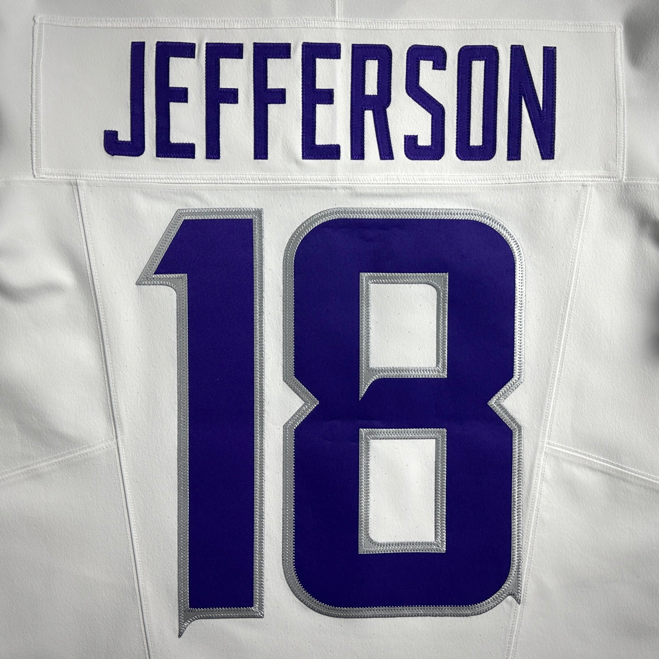 New! 2025 Nike NFL Authentic Vapor FUSE Elite Jersey Minnesota Vikings Justin Jefferson Sz. 44 Winter Warrior