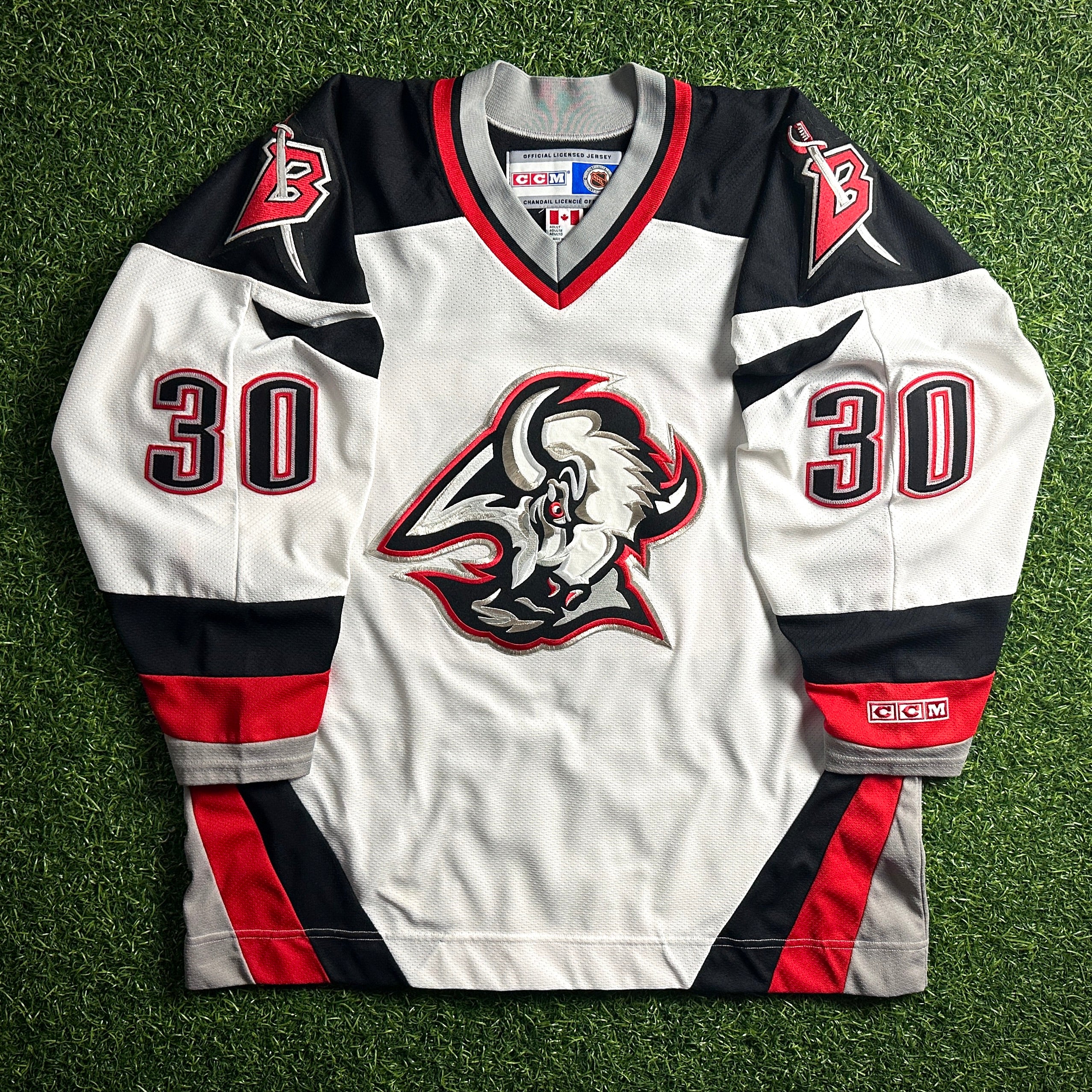 2002 CCM NHL Buffalo Sabres Jersey Ryan Miller Sz XL Vintage Rookie Goathead MiC