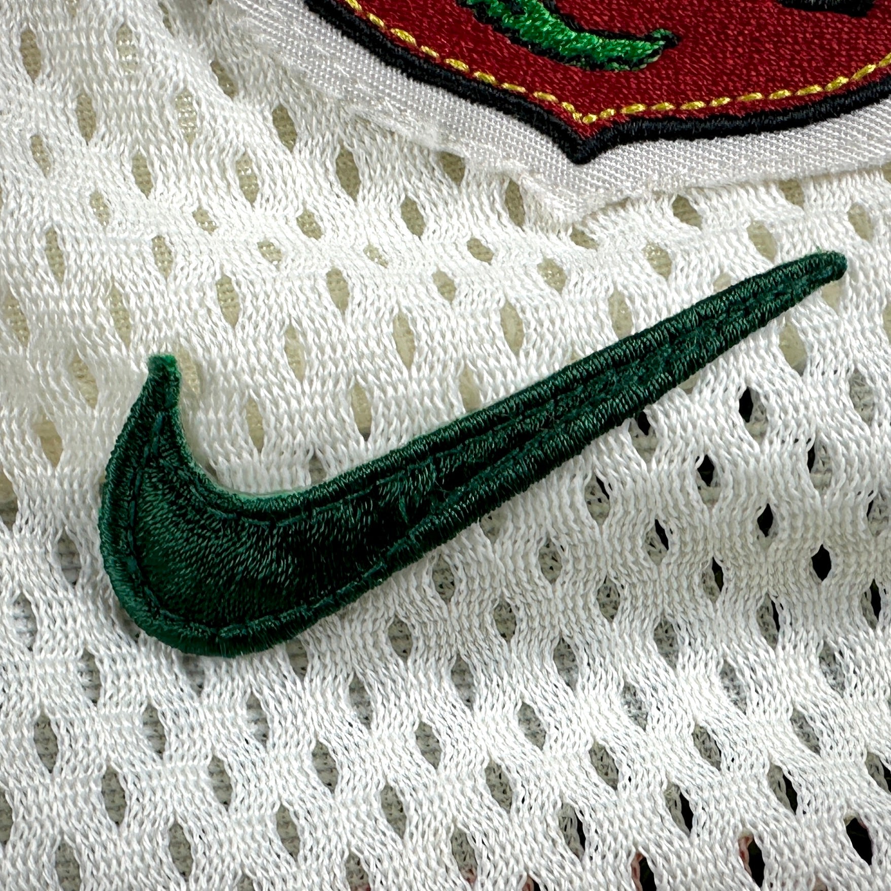 2000 Nike NCAA Game-Used Gator Bowl Jersey Miami Hurricanes Jarrell Weaver Sz. 48 Set 1