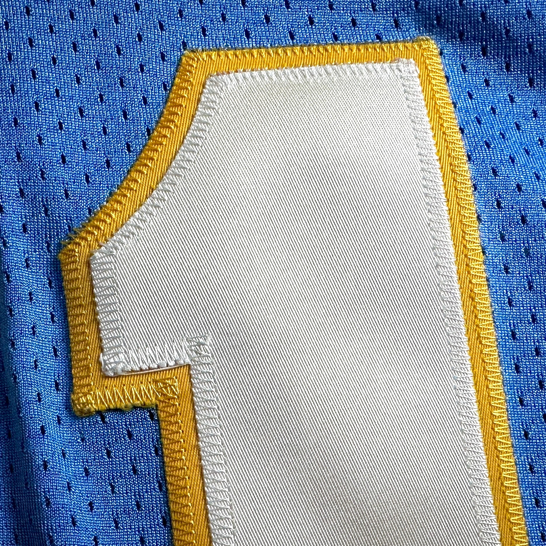 2002 Reebok NFL Authentic Jersey San Diego Chargers LaDanian Tomlinson 52 Throwback