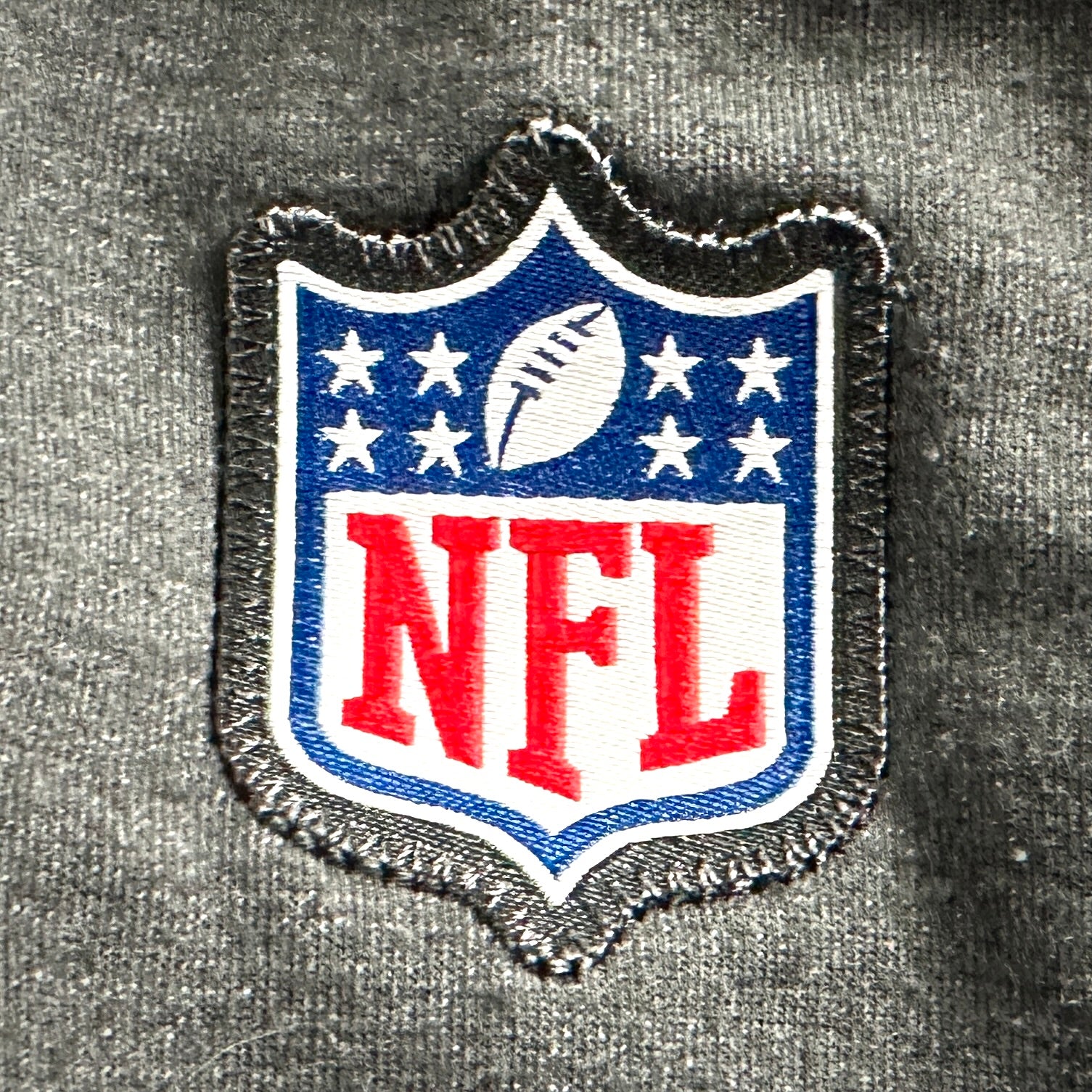 2022 Nuke NFL Team Issued Travel Jacket Buffalo Bills Jake Kumerow Sz. L Mafia