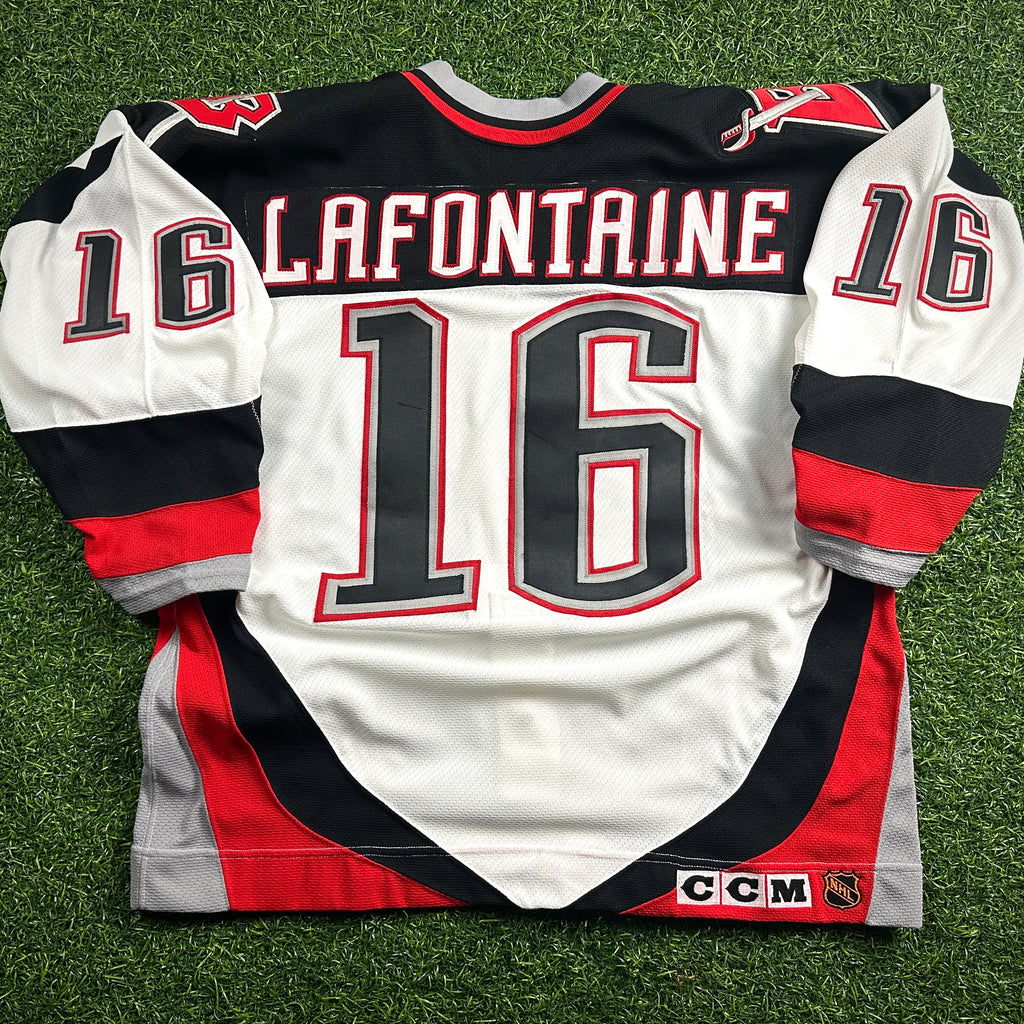 1996 CCM NHL Center Ice Authentic Jersey Buffalo Sabres Pat LaFontaine Sz. 52