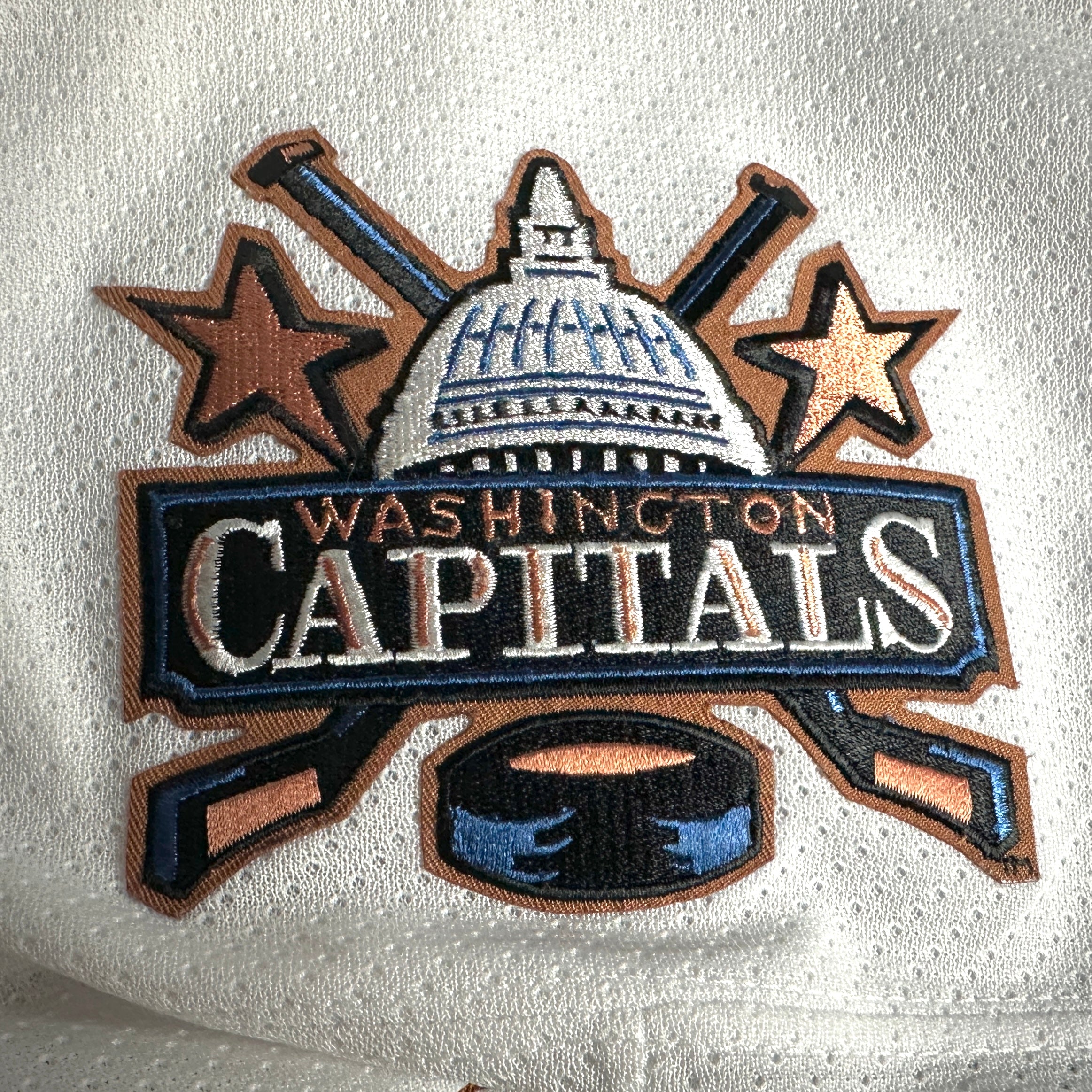 2005 CCM NHL Jersey Washington Capitols Alexander Ovechkin 2XL Rookie Throwback