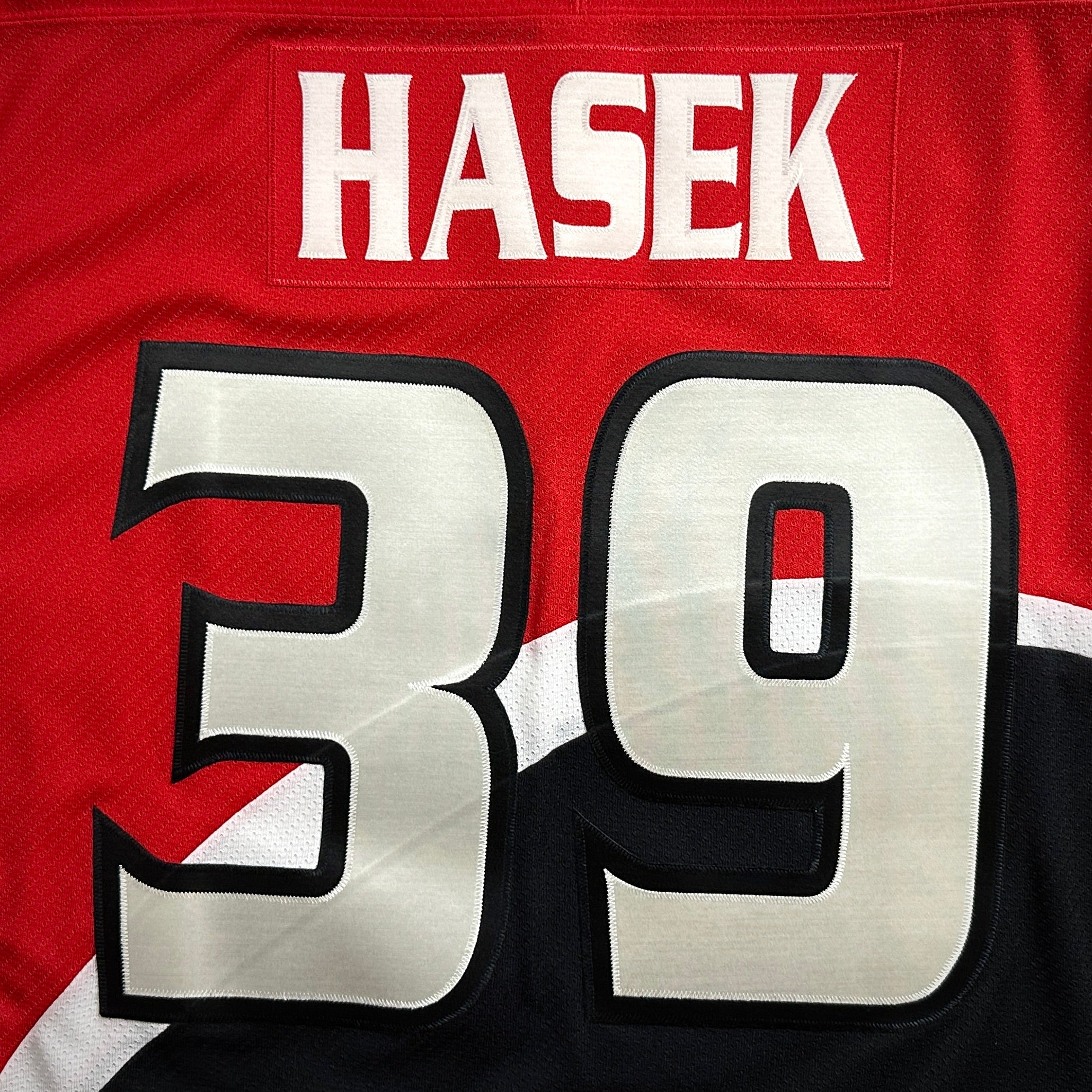 2005/06 CCM NHL Jersey Ottawa Senators Dominik Hasek Sz. L Vintage