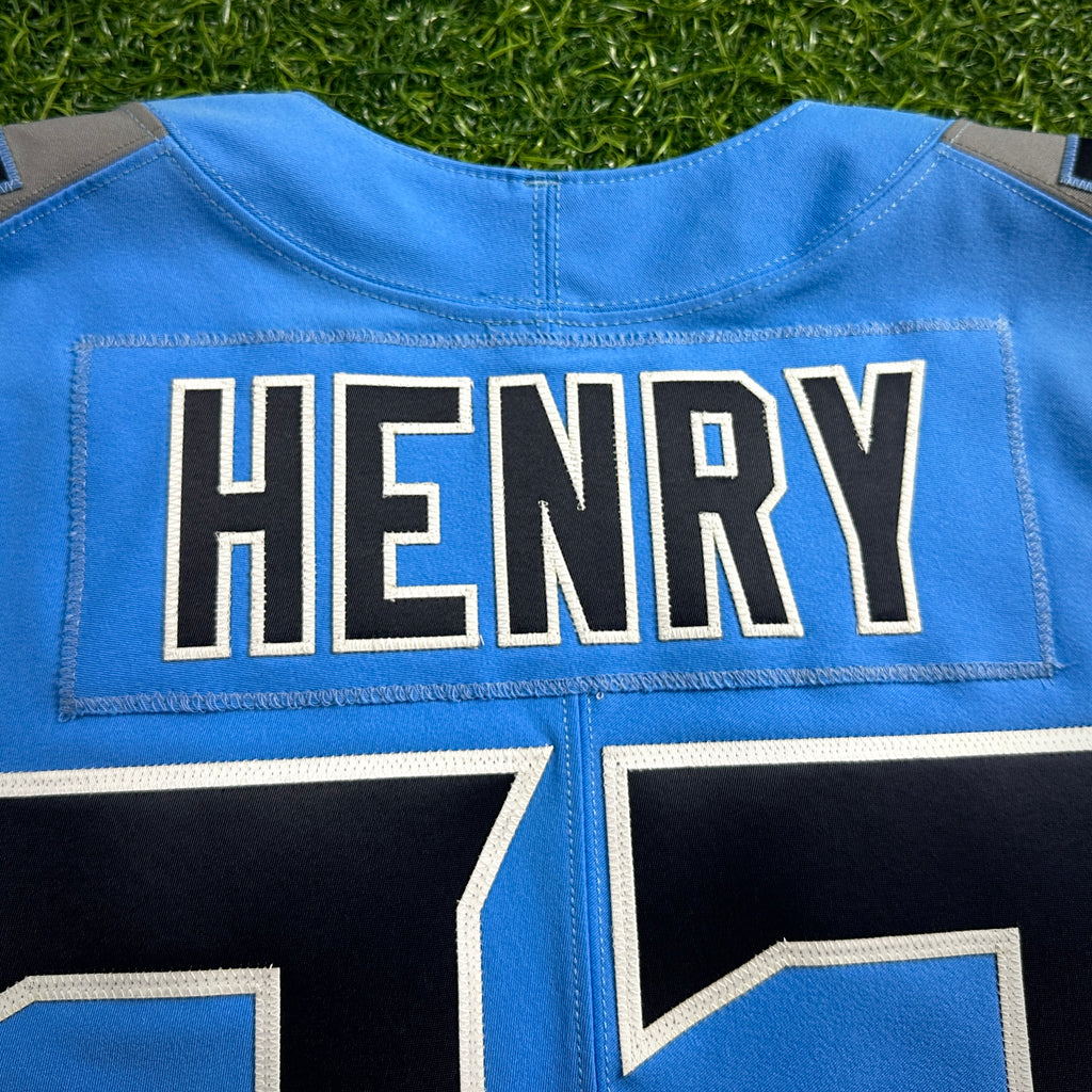 2022 Nike NFL Team-Issued Jersey Tennessee Titans Derrick Henry Autograph Beckett