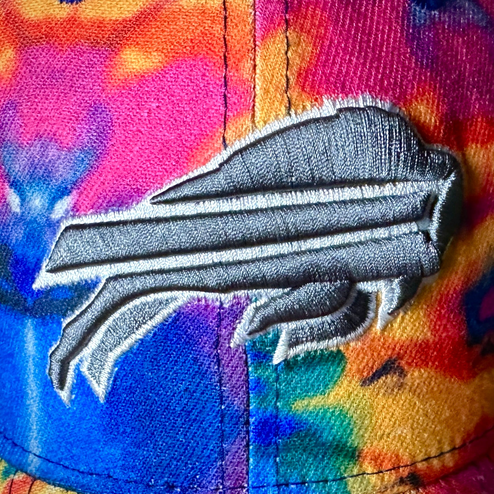 2018 New Era NFL Crucial Catch Hat Buffalo Bills Tie Dye Cancer Sz. M/L