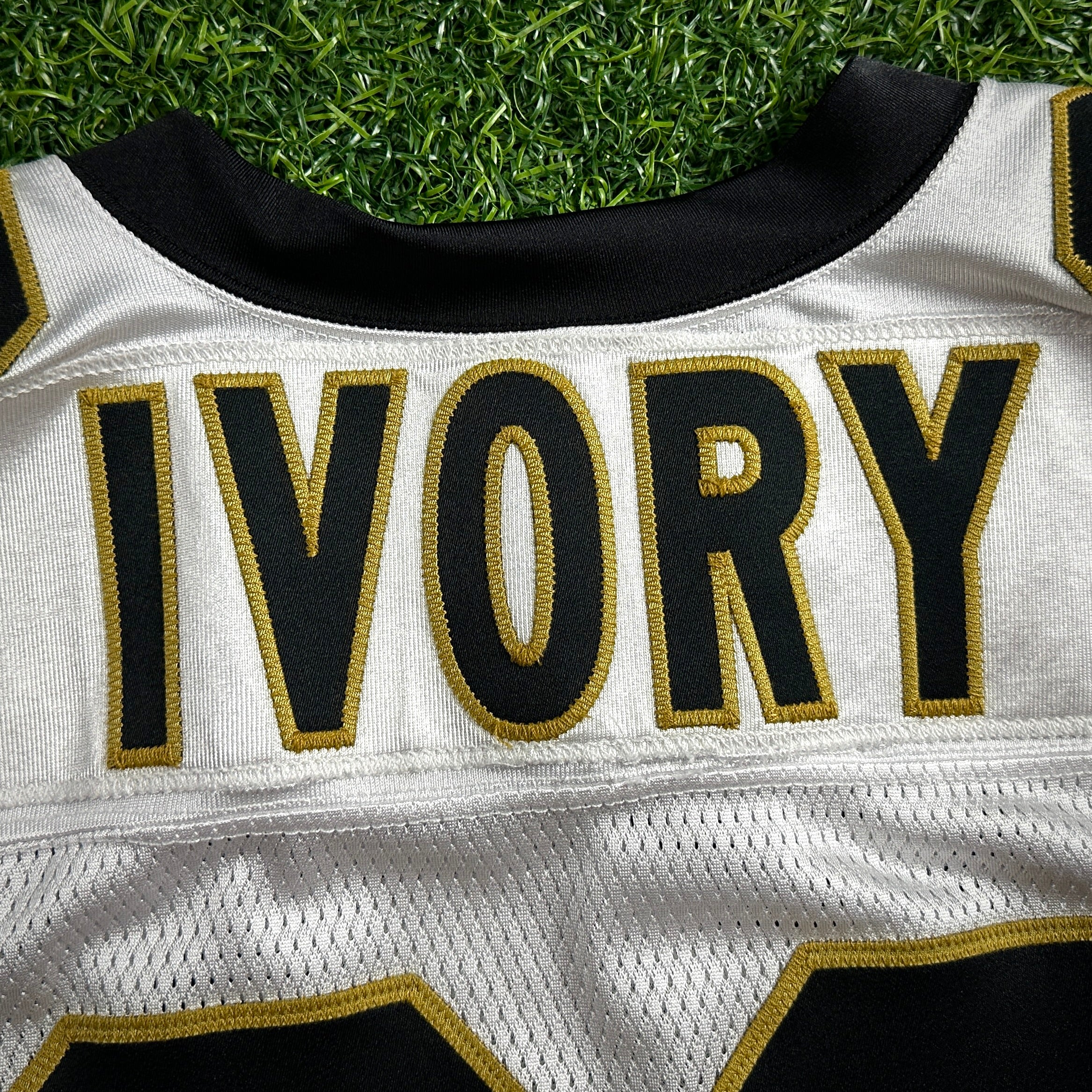 2010 Reebok NFL Team-Issued Game Jersey New Orleans Saints Chris Ivory Sz. 44 Rookie