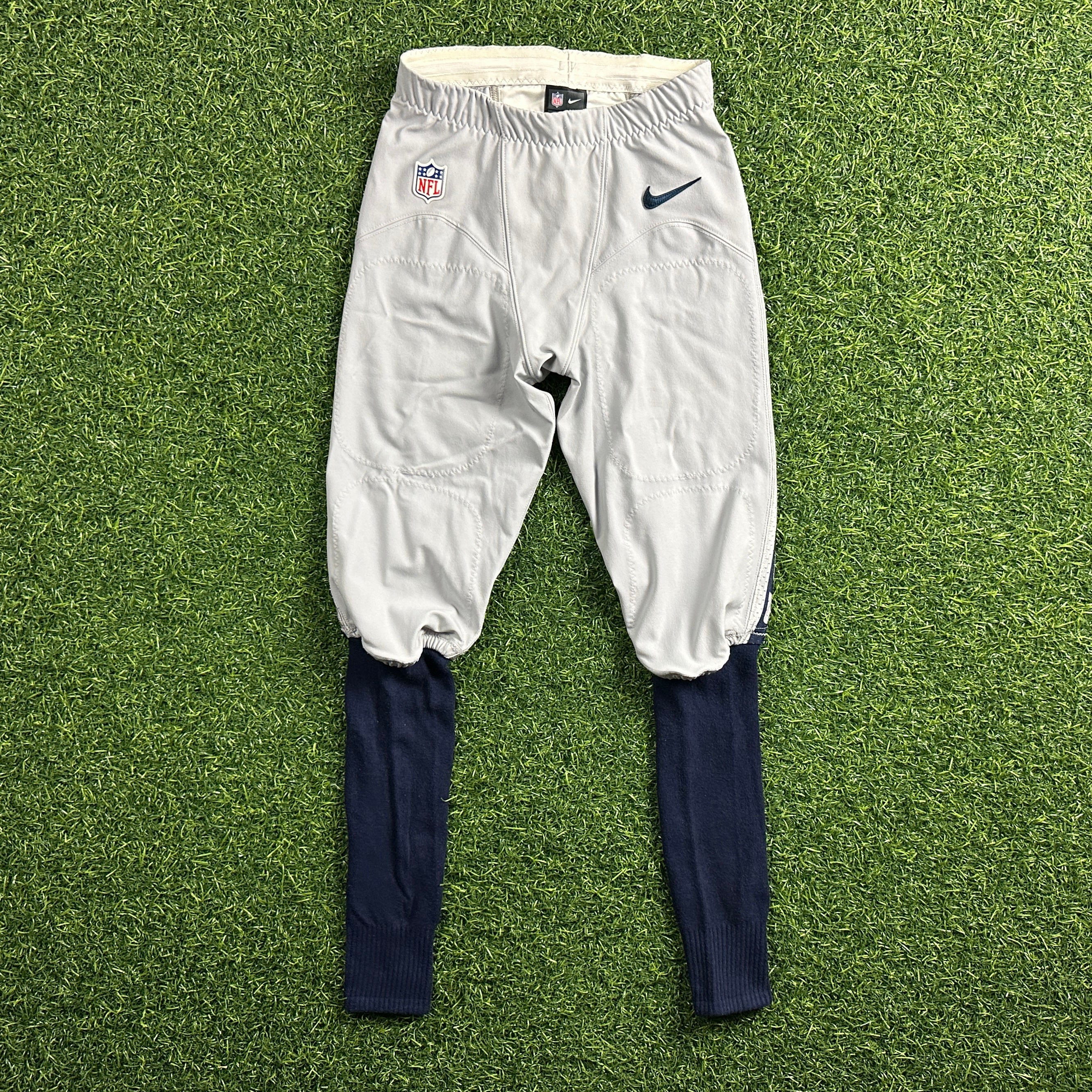 2013 Nike NFL Game Used Pants Seattle Seahawks Bryan Walters #19 Sz. 30 Socks
