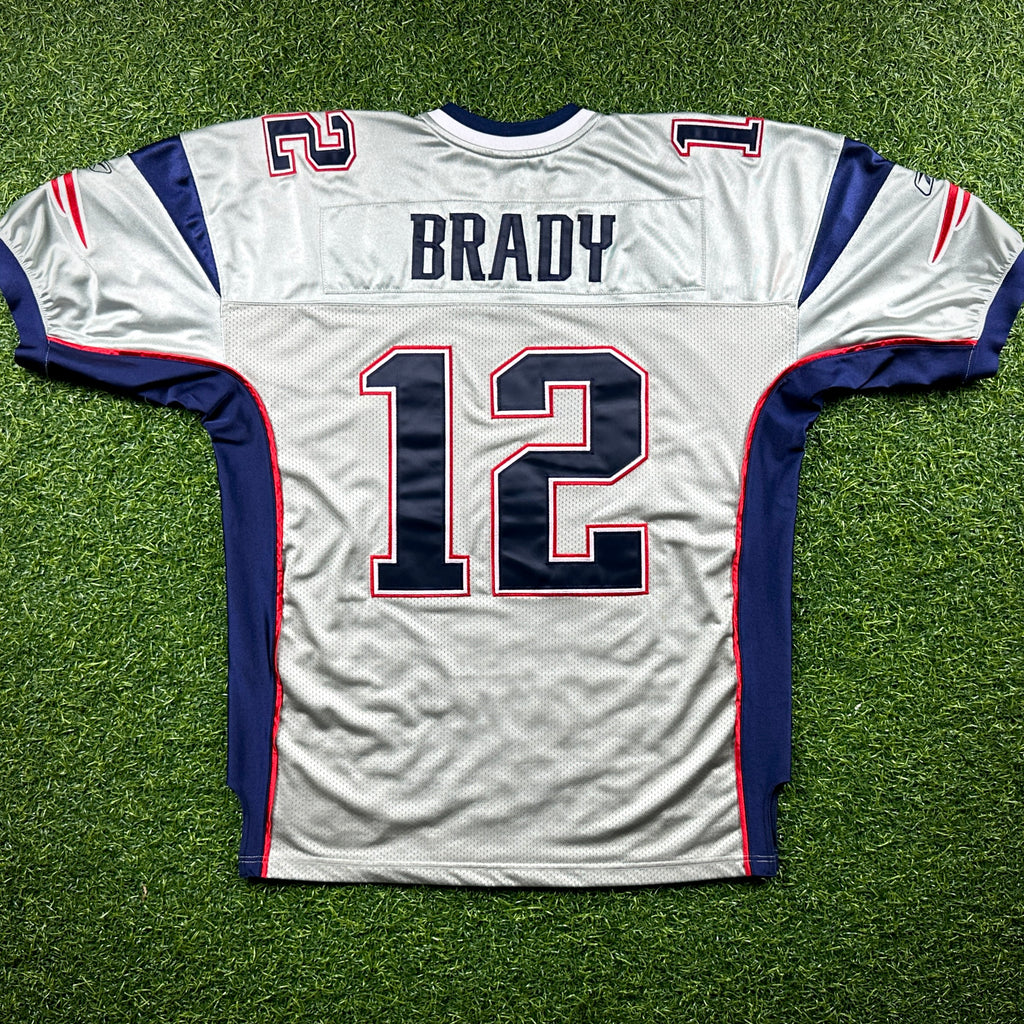 2003 Reebok NFL Authentic Jersey New England Patriots Tom Brady Sz. 52 Silver Alternate