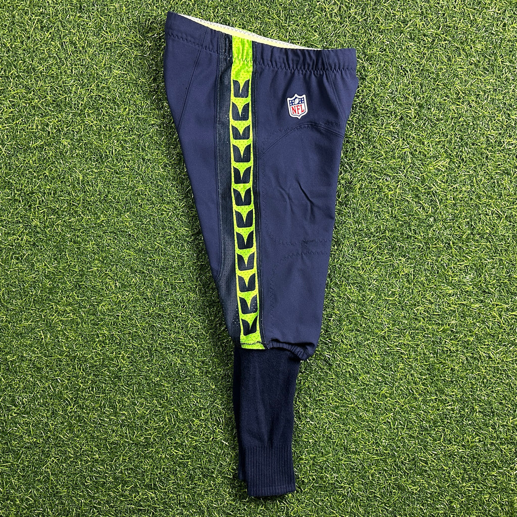 2015 Nike NFL Game Used Pants Seattle Seahawks Cooper Helfet #84 Sz. 32 Socks