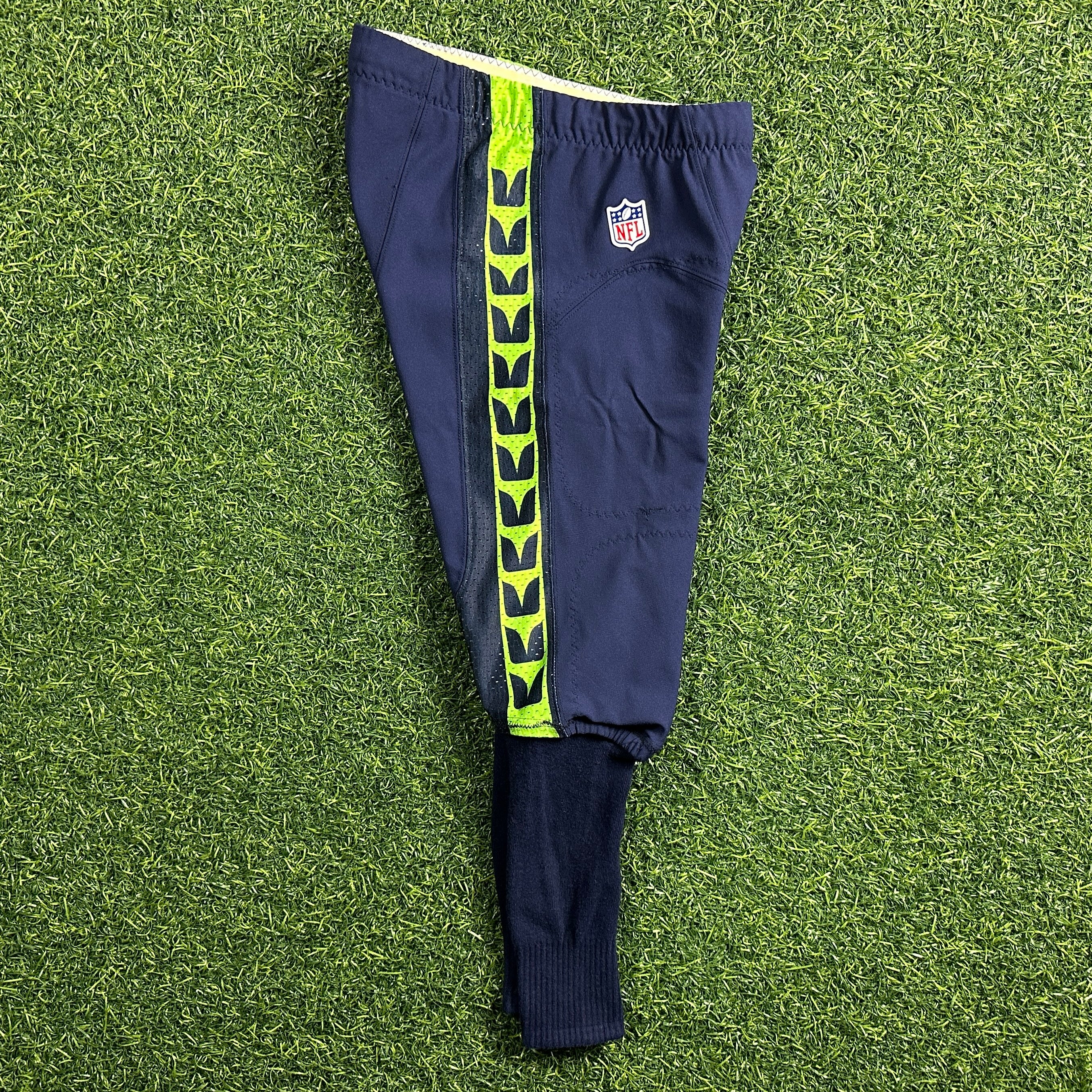 2015 Nike NFL Game Used Pants Seattle Seahawks Cooper Helfet #84 Sz. 32 Socks