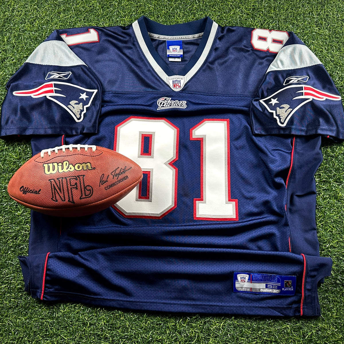 2007 Reebok NFL Authentic Jersey New England Patriots Randy Moss Blue Home Sz. 52