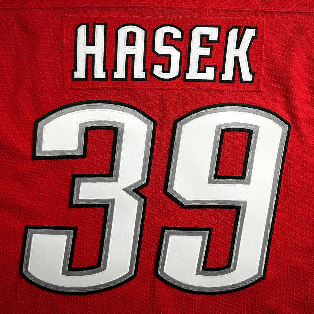 2000 CCM NHL Practice Jersey Buffalo Sabres Dominik Hasek Red Alternate Sz. XL
