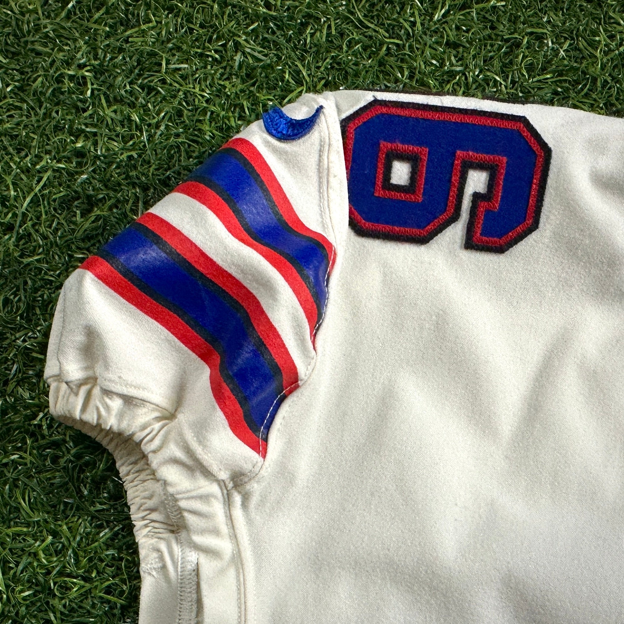 2017 Nike NFL Game-Used Jersey Buffalo Bills Seantrel Henderson Sz. 48 Team COA