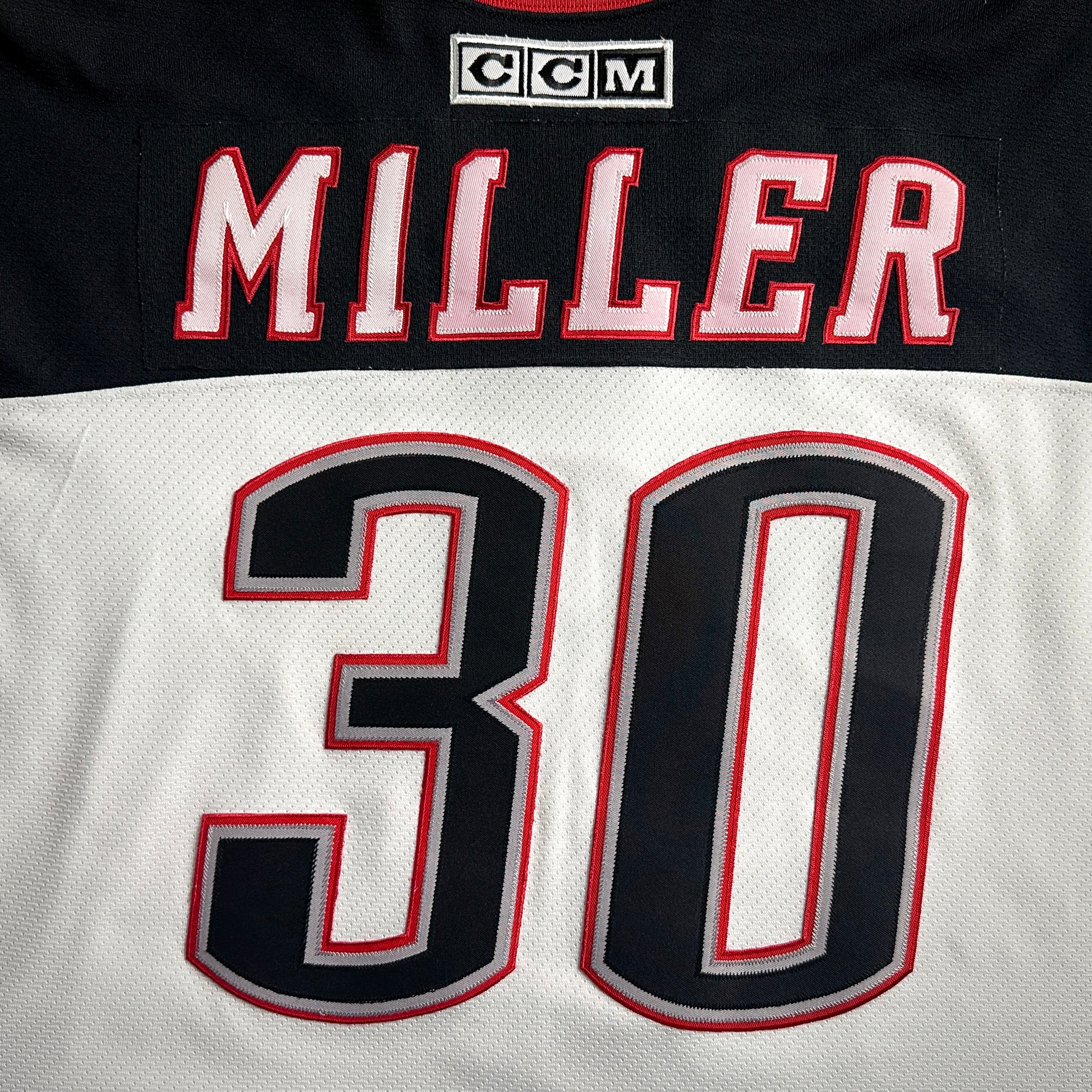 2002 CCM NHL Buffalo Sabres Jersey Ryan Miller Sz XL Vintage Rookie Goathead MiC