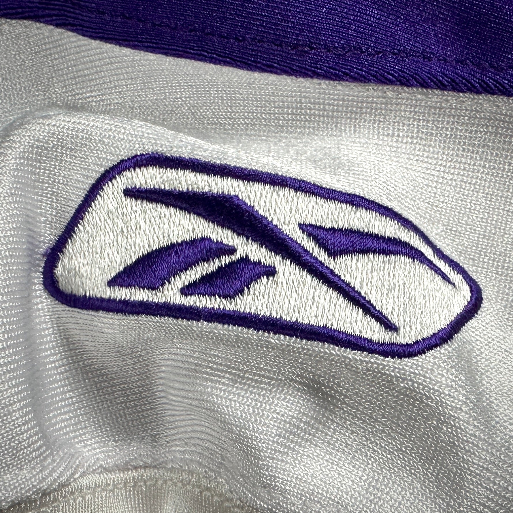 2007 Reebok NFL Team Issued Jersey Minnesota Vikings Joe Anoa’i Roman Reigns WWE Sz. 52