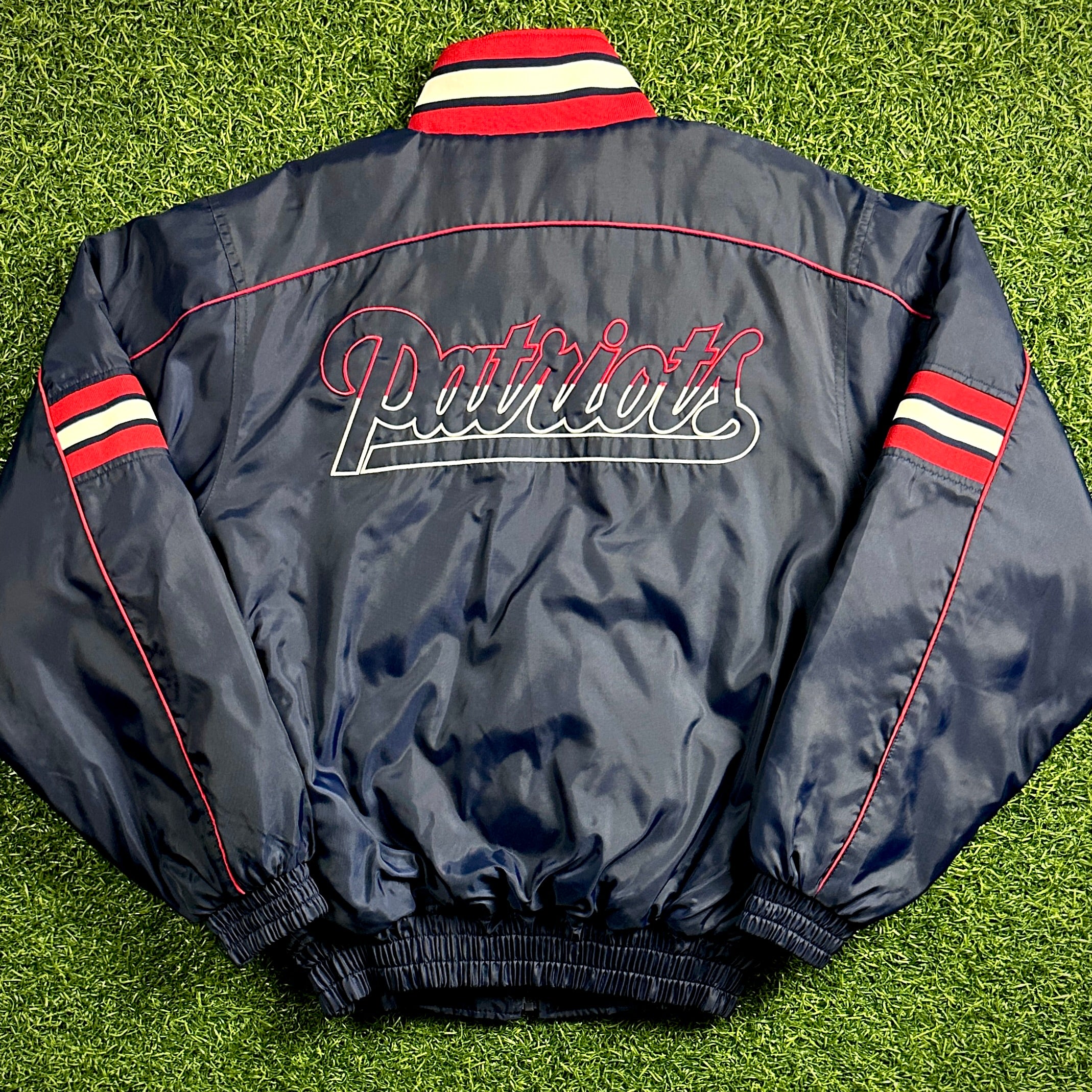Rare! 2002 Reebok NFL Jacket New England Patriots Tom Brady 12 Sz. L Vintage