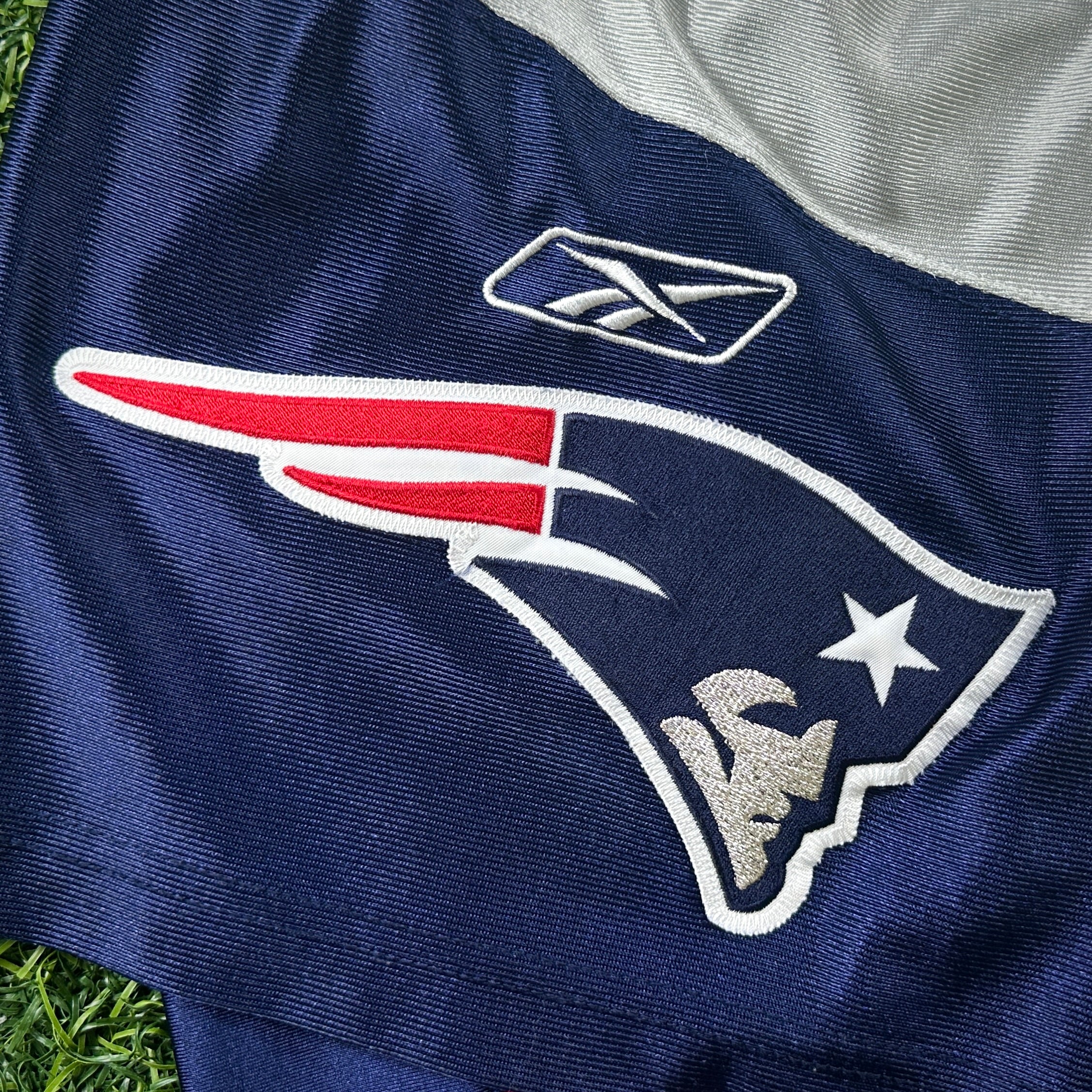 2003 Reebok NFL Authentic Jersey New England Patriots Tom Brady Sz. 52 Super Bowl XXXVIII