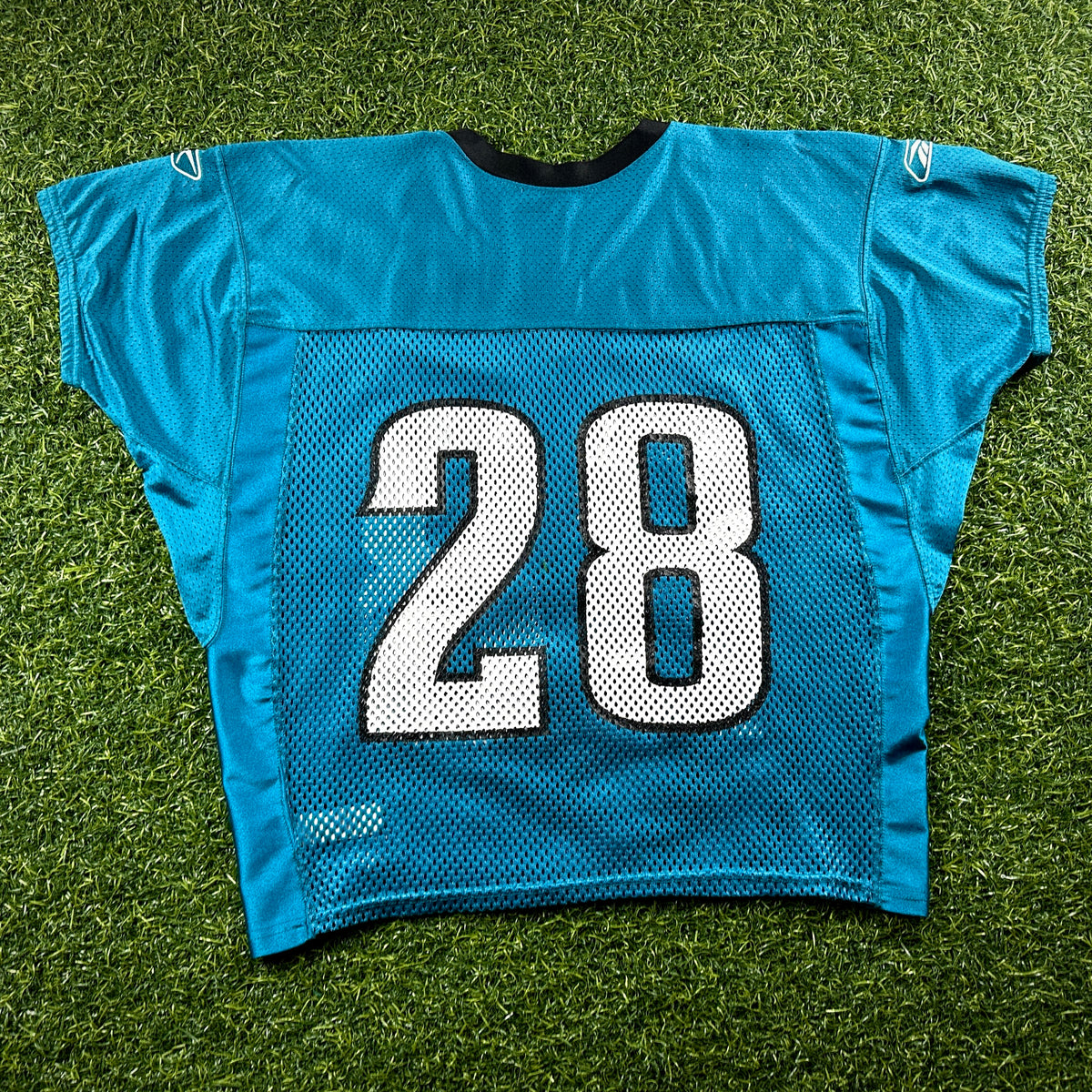 2006 Reebok NFL Game-Used Practice Jersey Jacksonville Jaguars Fred Taylor Sz. 46 Hit Marks