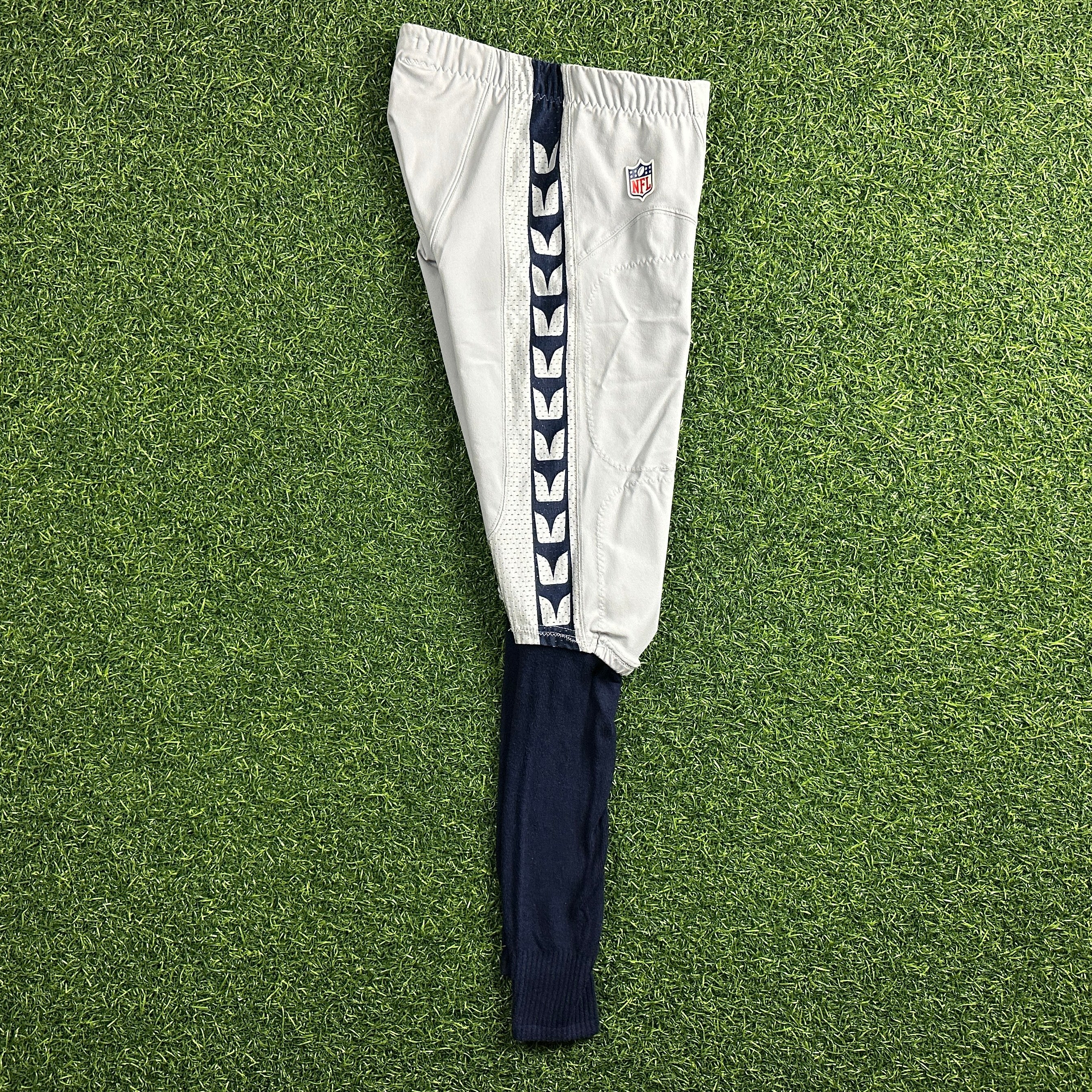 2013 Nike NFL Game Used Pants Seattle Seahawks Bryan Walters #19 Sz. 30 Socks
