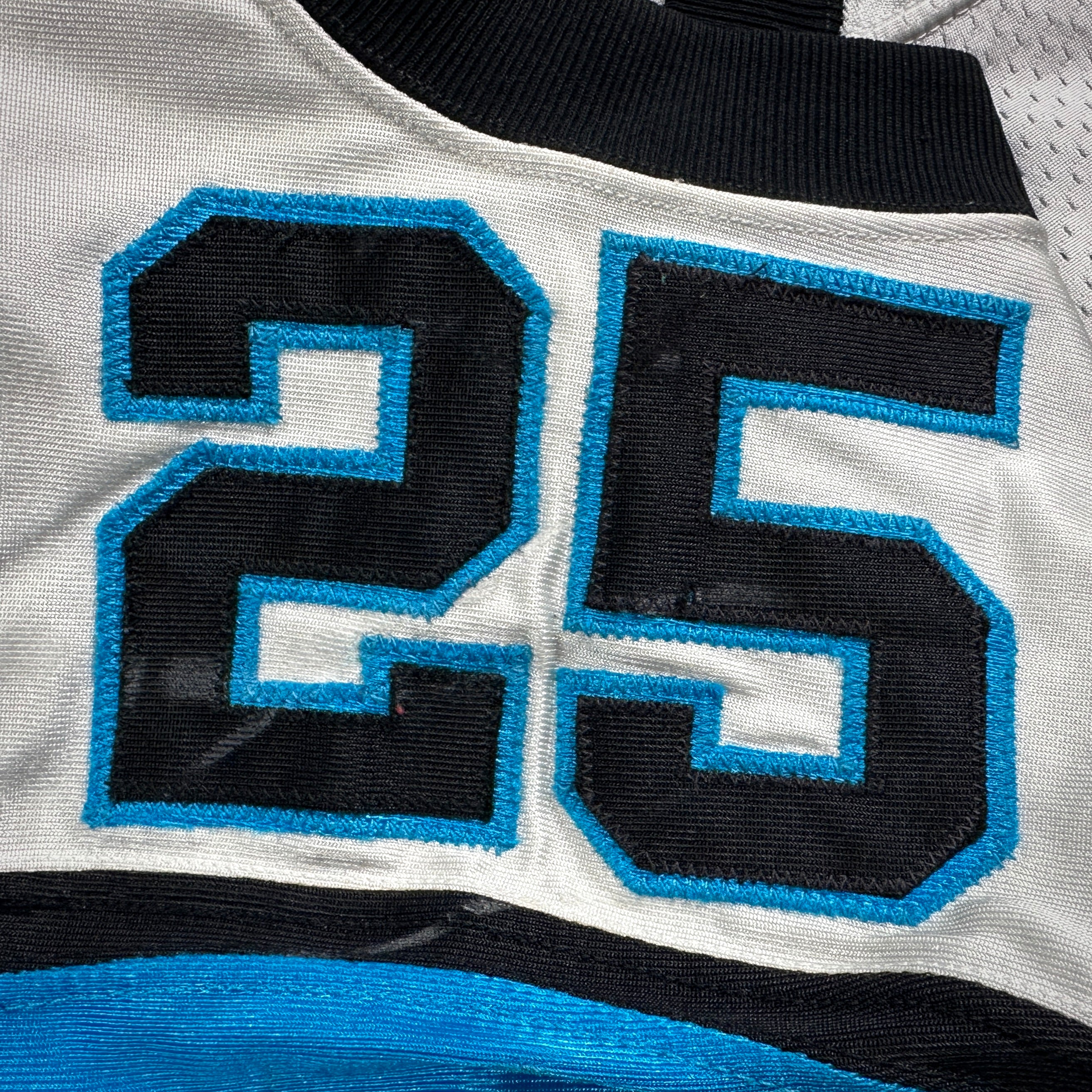 2004 Reebok NFL Game Used Worn Jersey Carolina Panthers Joey Harris Sz 40 Rookie