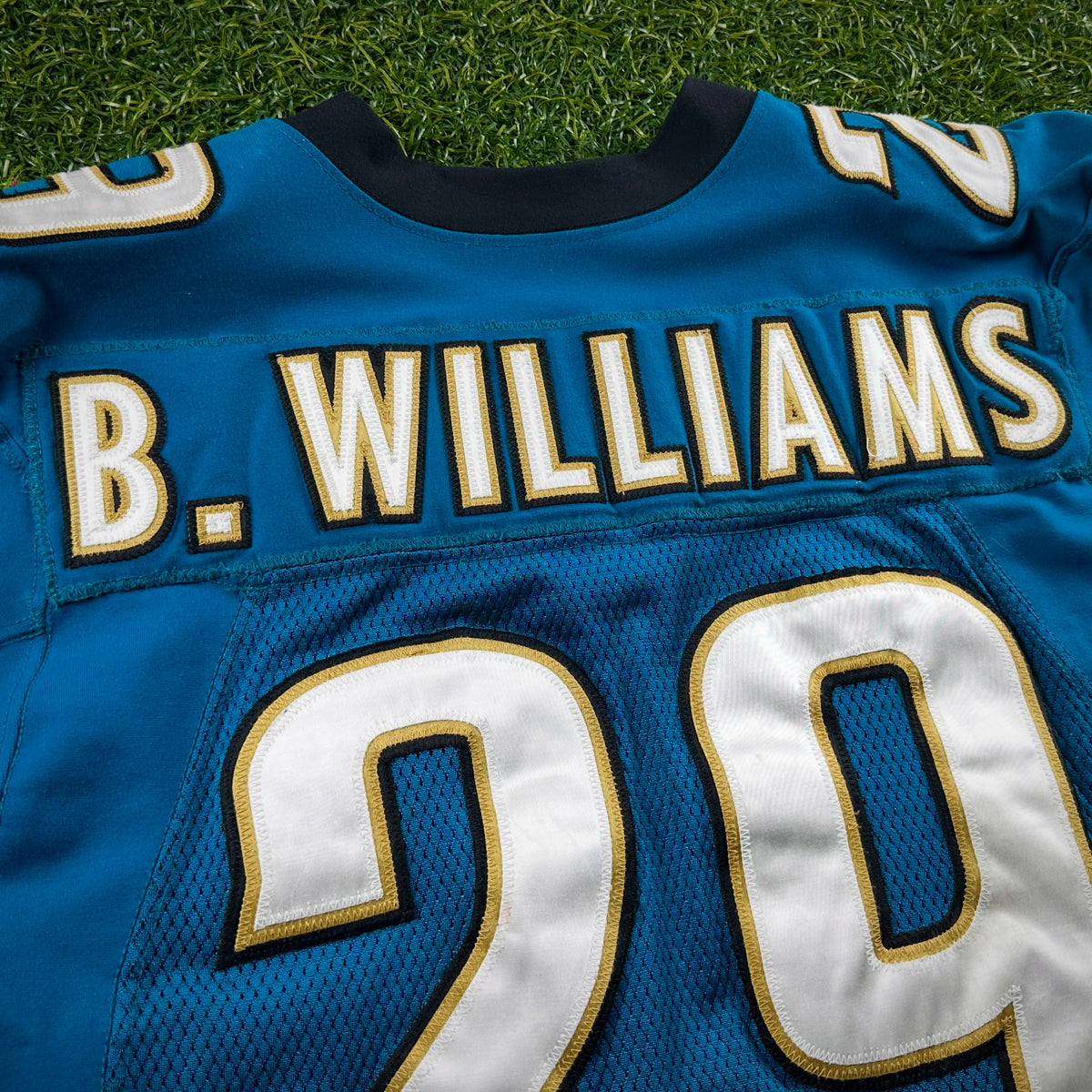 2007 Reebok NFL Game-Used Jersey Jacksonville Jaguars Brian Williams Teal Throwback