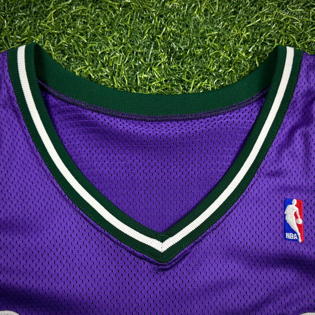 2003/04 Reebok NBA Team Issued Game Jersey Milwaukee Bucks Sz. 54 Berlin WI