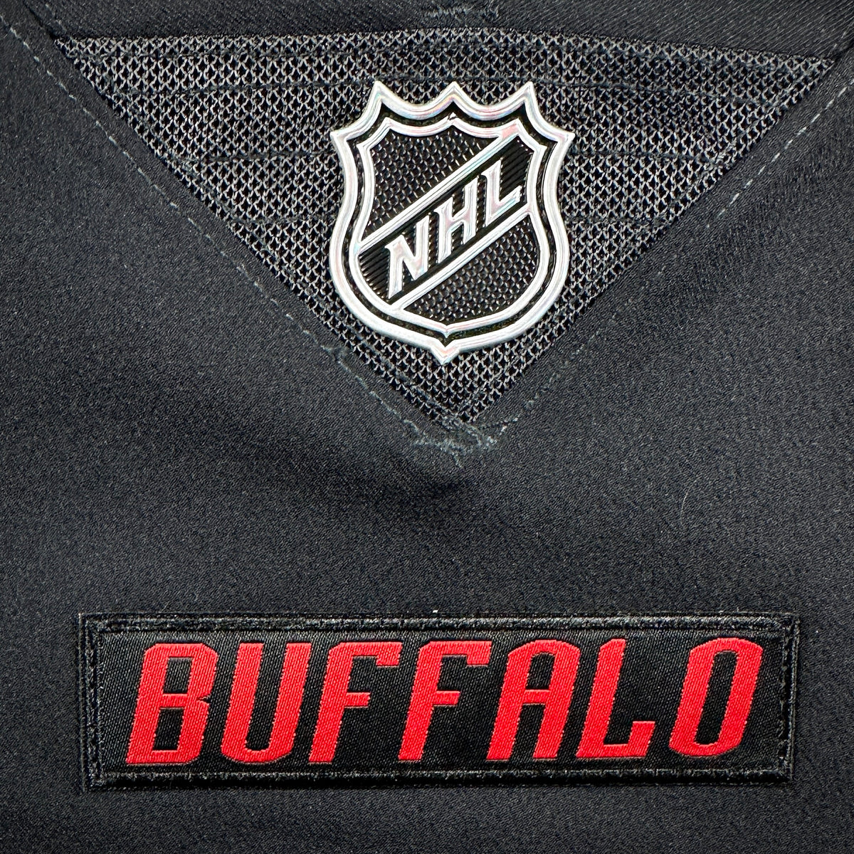New! Nike NFL X NHL Vapor Elite Authentic Jersey Buffalo Bills Sabres Josh Allen Sz. 44