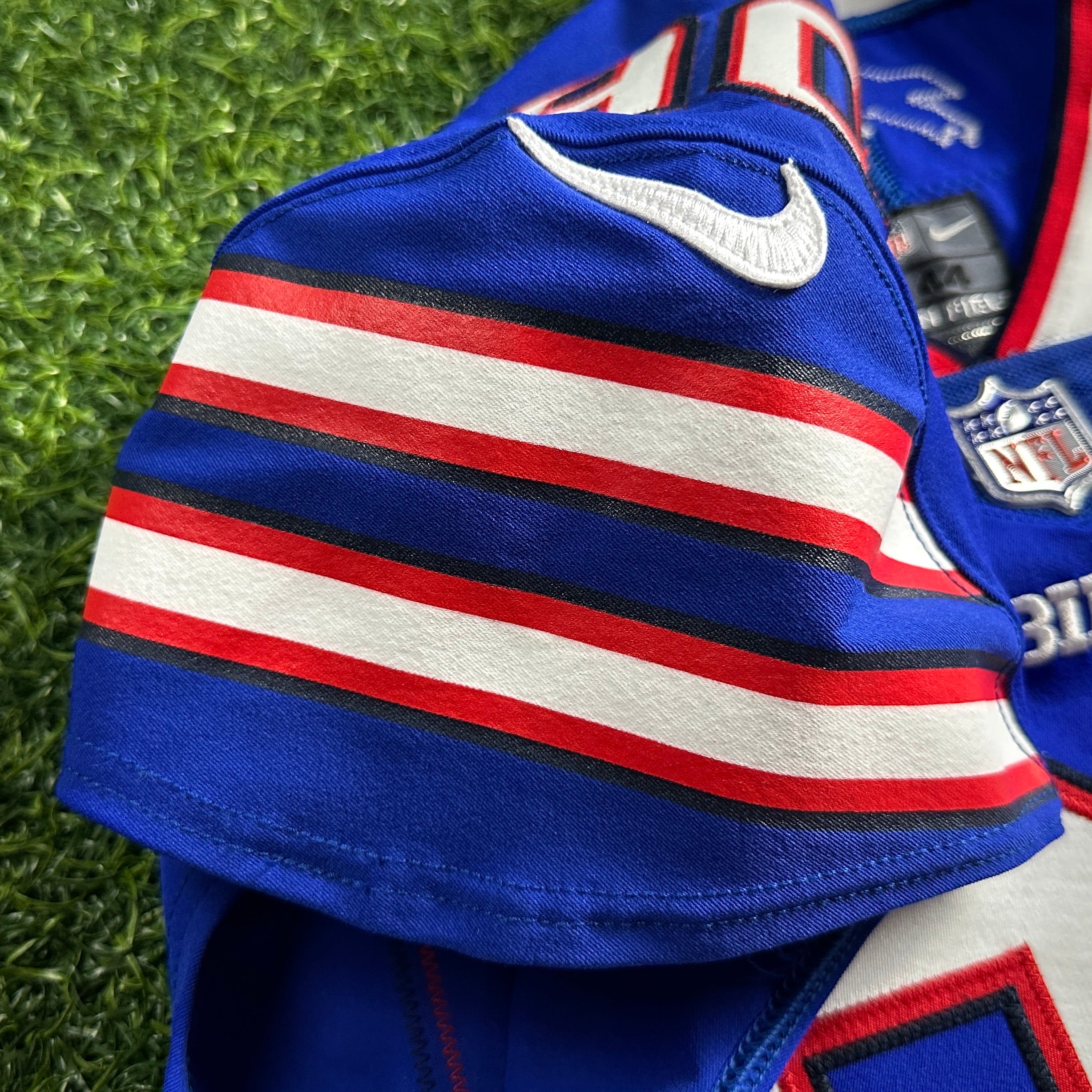 2020 Nike NFL Game-Issued Jersey Buffalo Bills Quinton Jefferson Sz. 44 Team COA