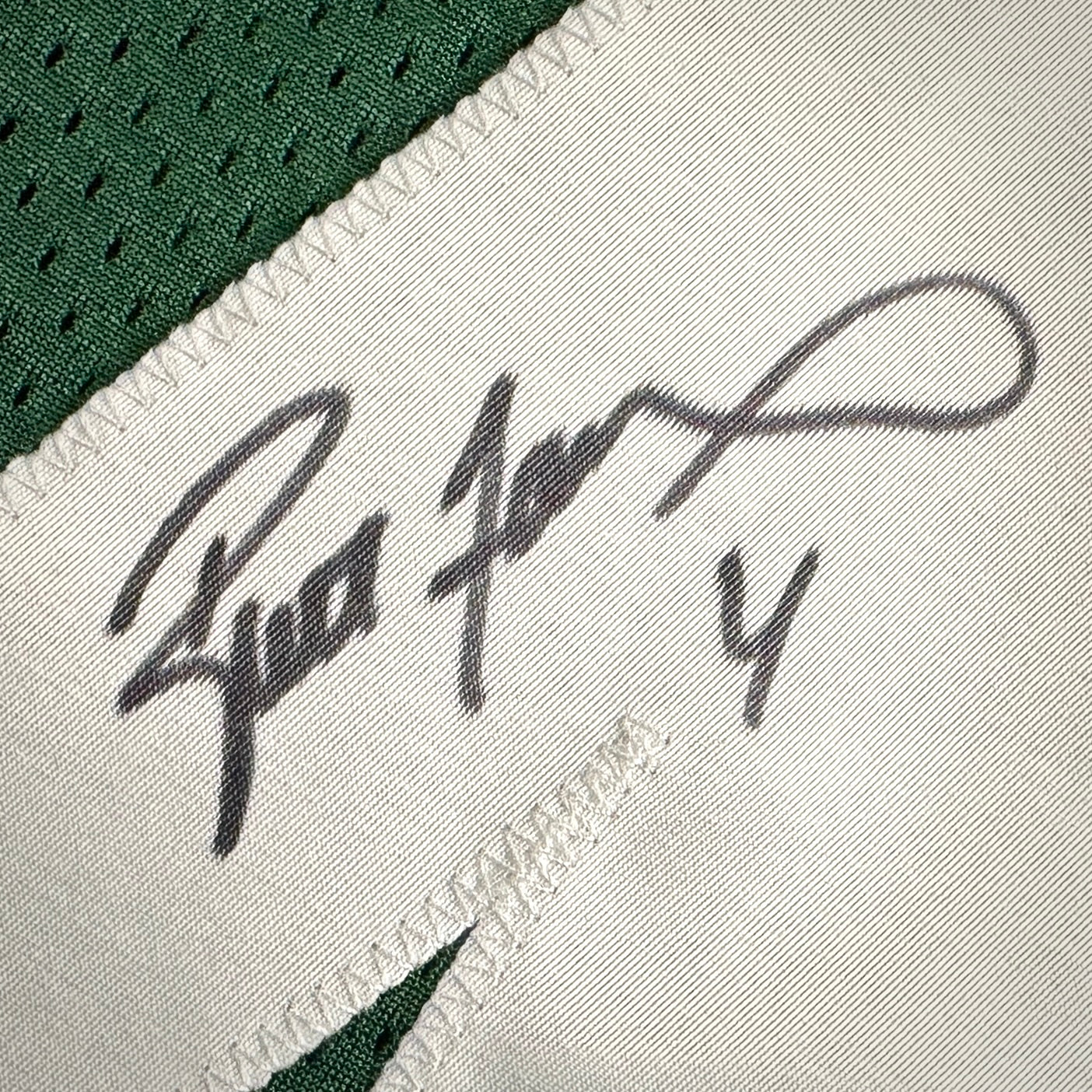 2004 Reebok NFL Team Issued Jersey Green Bay Packers Brett Favre Autograph COA