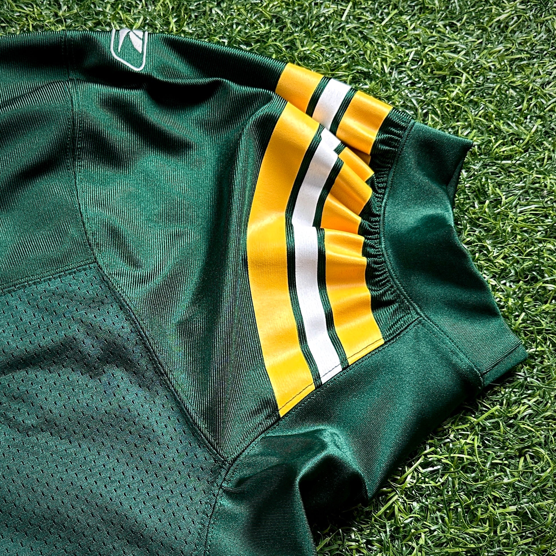 2003 Reebok NFL Authentic Jersey Green Bay Packers Brett Favre Sz. 50 Lambeau Patch