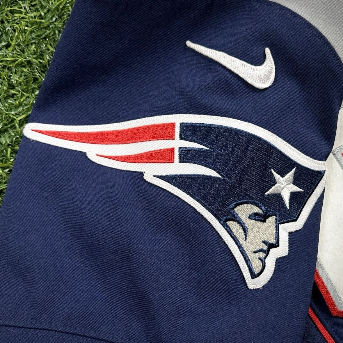 2013 Nike NFL Elite Authentic Jersey New England Patriots Rob Gronkowski Sz. 40