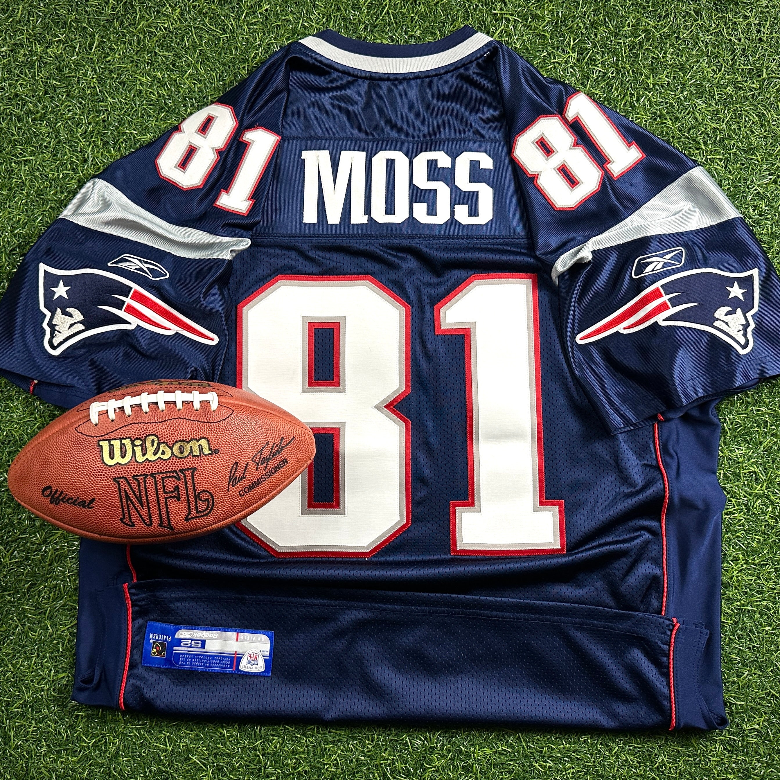 2007 Reebok NFL Authentic Jersey New England Patriots Randy Moss Blue Home Sz. 52