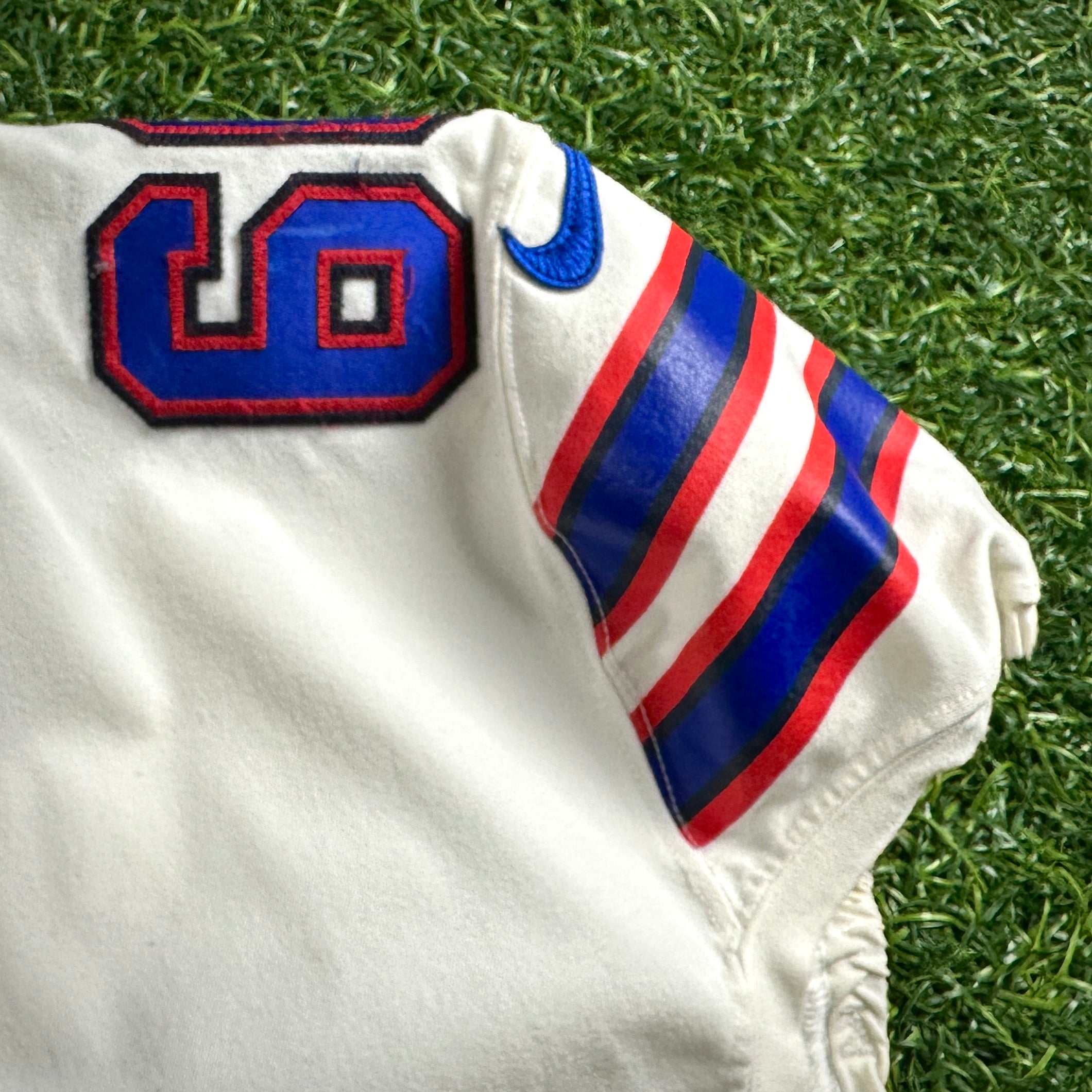 2017 Nike NFL Game-Used Jersey Buffalo Bills Seantrel Henderson Sz. 48 Team COA