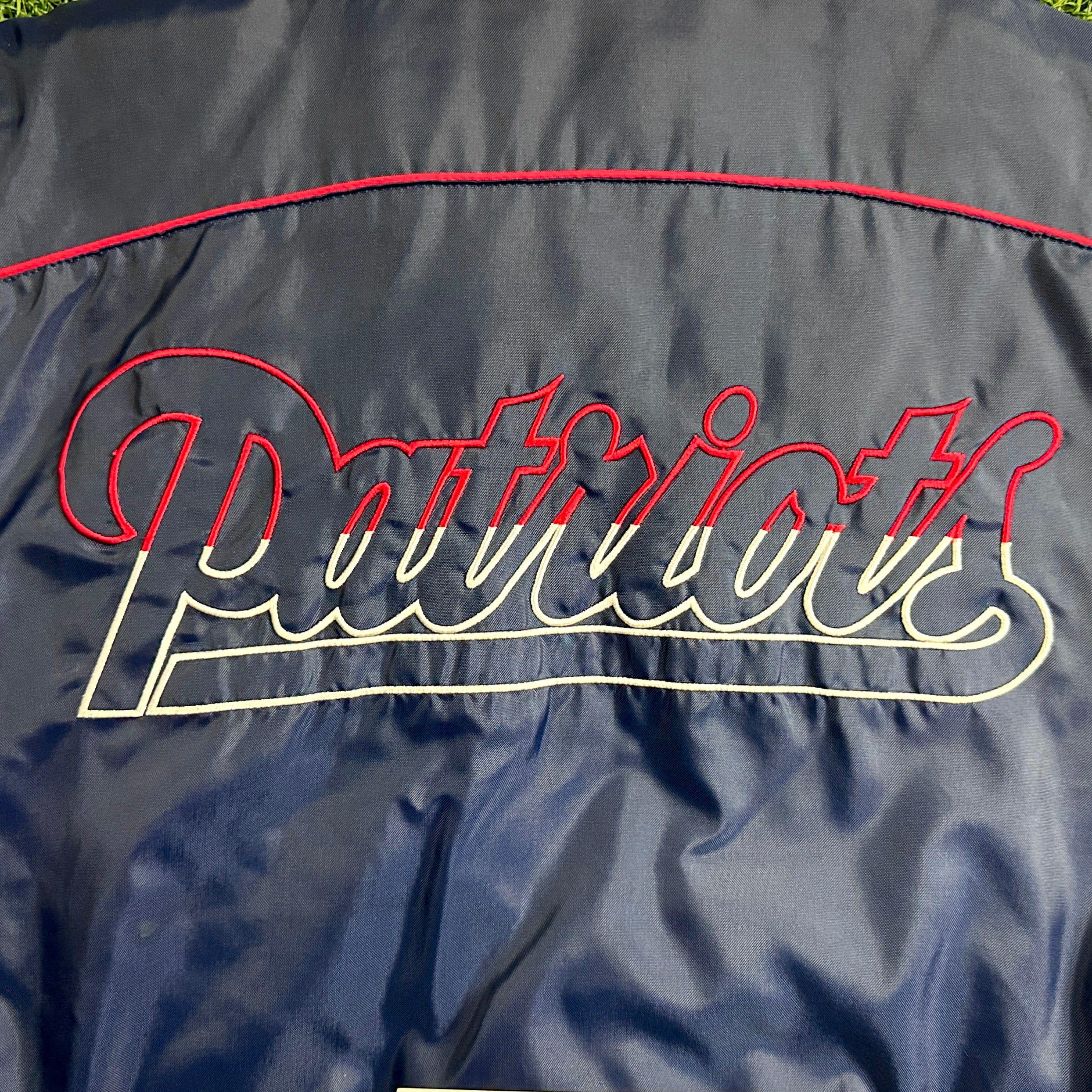 Rare! 2002 Reebok NFL Jacket New England Patriots Tom Brady 12 Sz. L Vintage