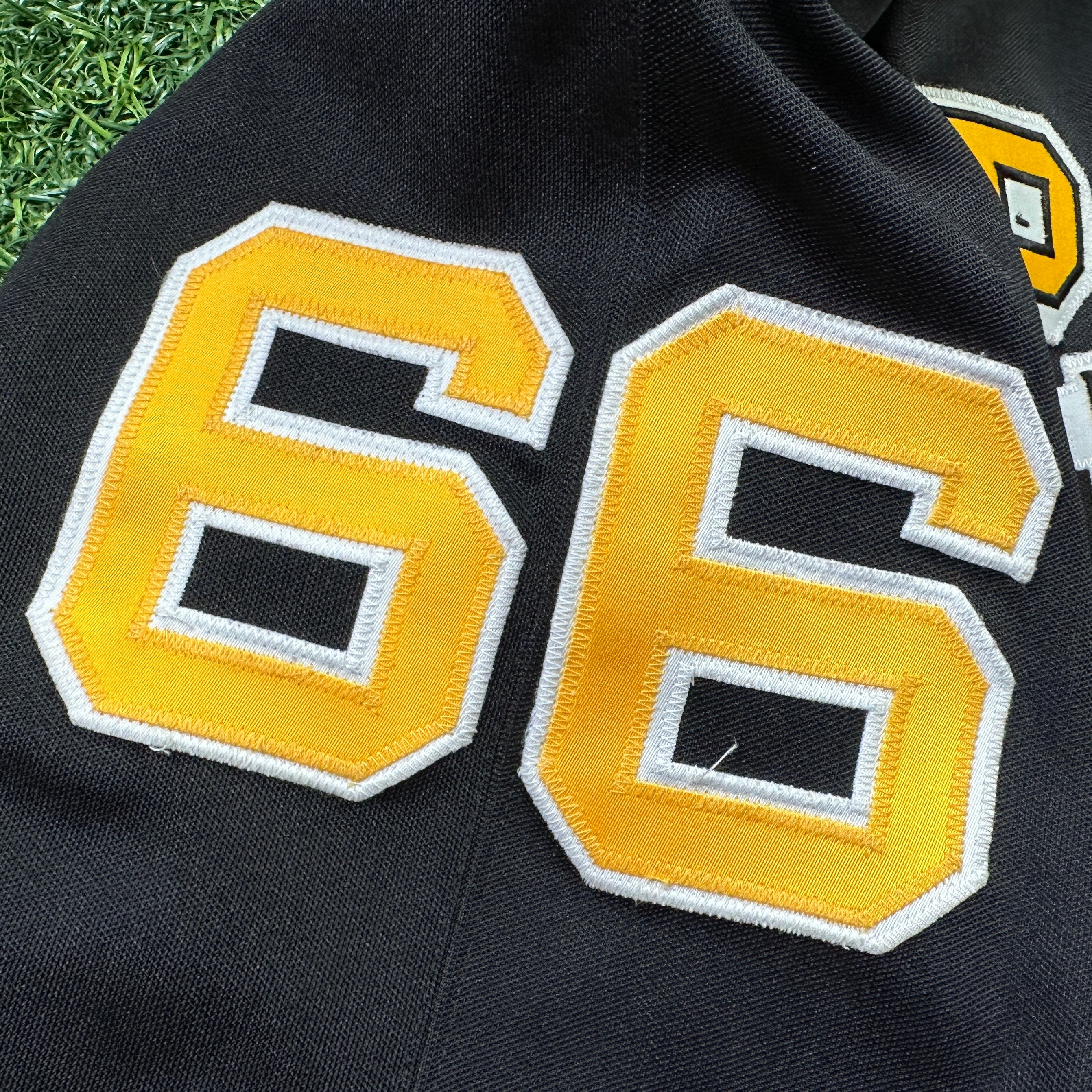 1994 CCM NHL Center Ice Authentic Jersey Pittsburgh Penguins Mario Lemieux Sz. 48 Vintage