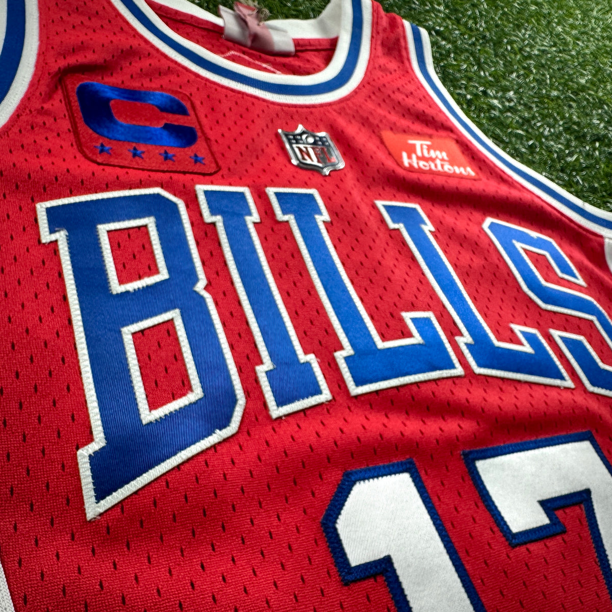 Mitchell & Ness NFL Authentic Buffalo Bills Custom Basketball Jersey Josh Allen Sz. M