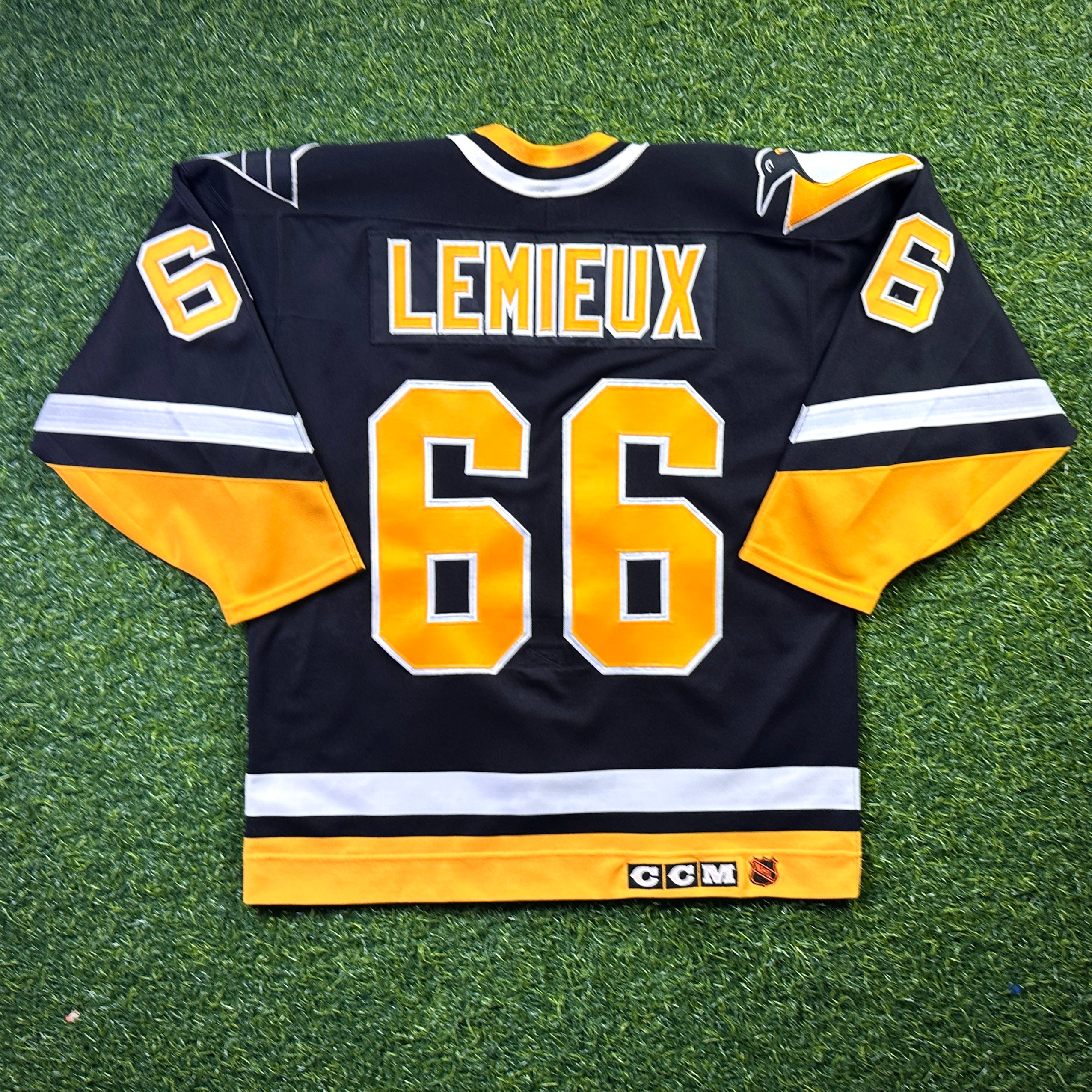 1994 CCM NHL Center Ice Authentic Jersey Pittsburgh Penguins Mario Lemieux Sz. 48 Vintage
